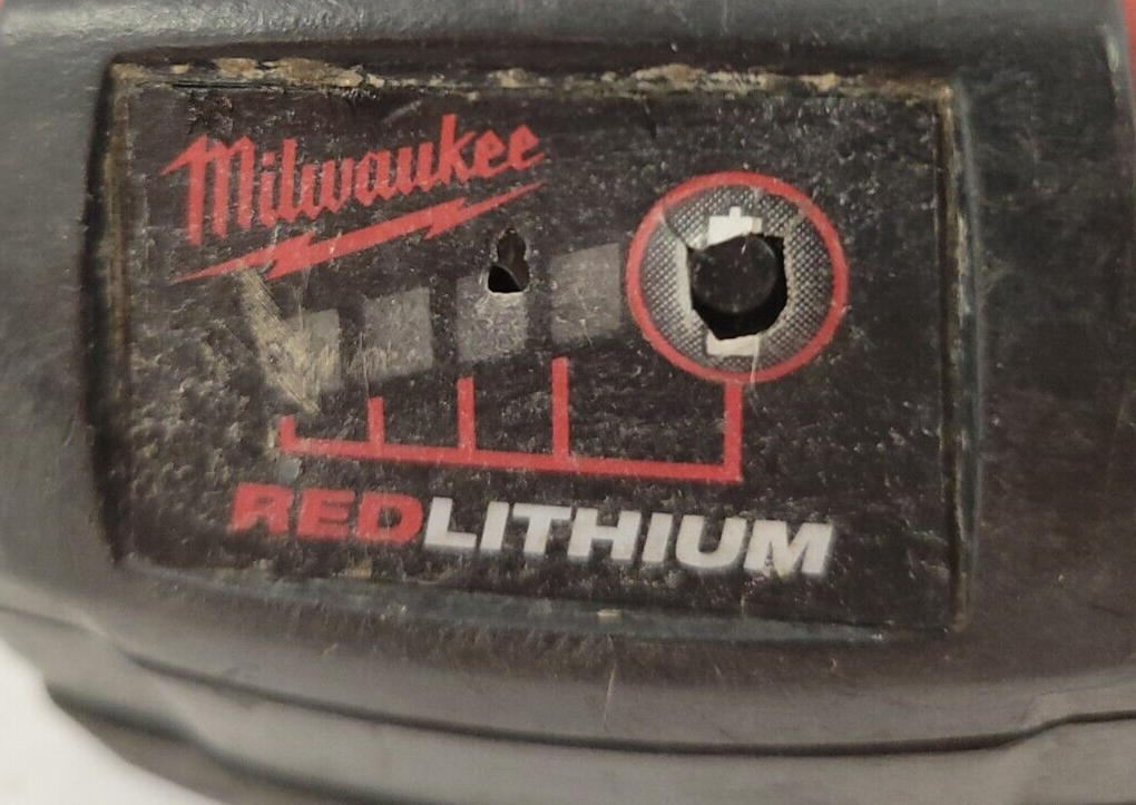 Milwaukee 48-11-1850 18V 5.0Ah Lithium-Ion Battery Pack for Power Tools - Compatible with Milwaukee M18 Cordless Drills, Saws & More - Perfect for Construction, DIY Projects & Professional Use
