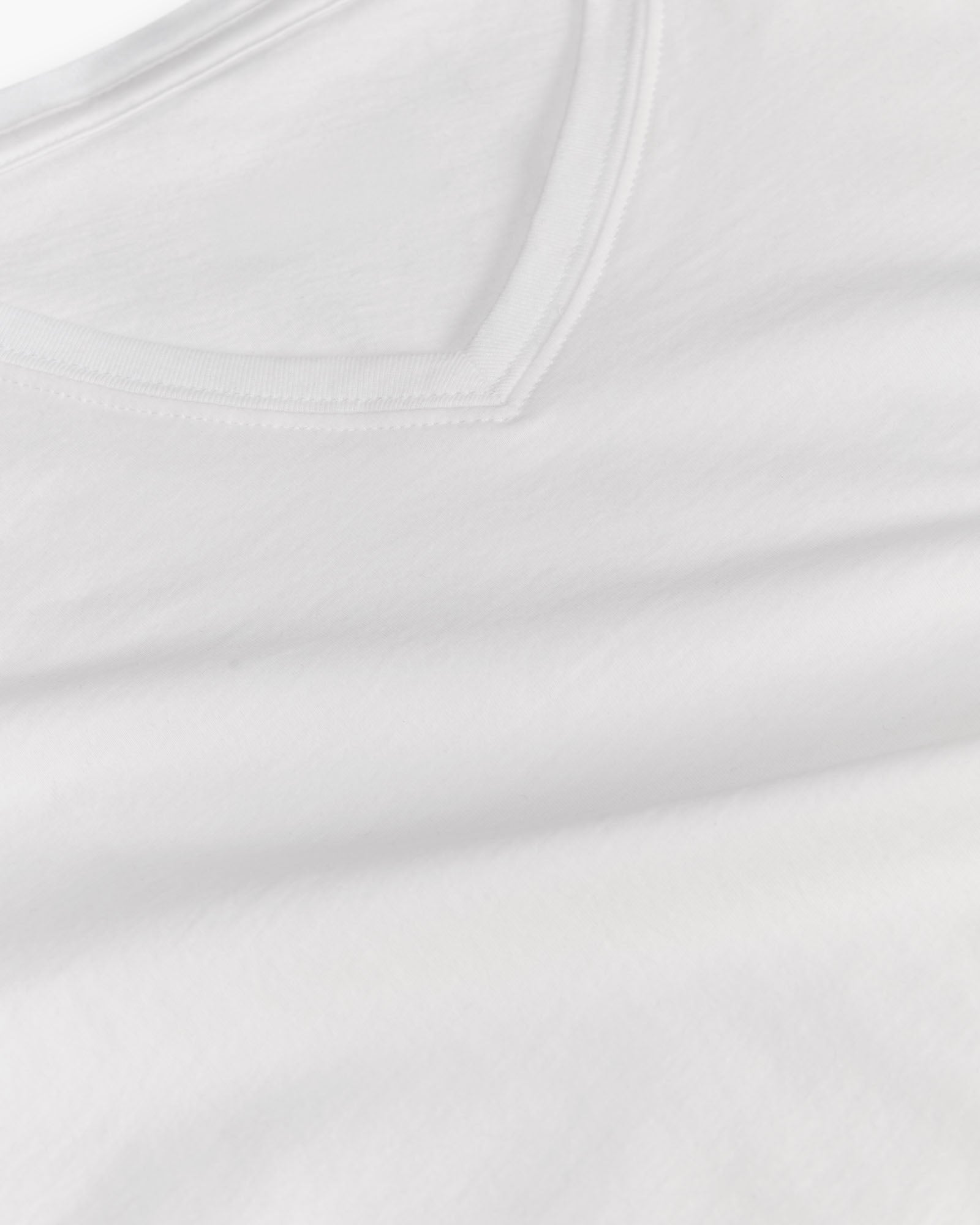 Classic V-Neck Jersey T-Shirt for Men - Soft Cotton Comfort Fit - White - Perfect for Casual Wear, Gym & Everyday Outfits