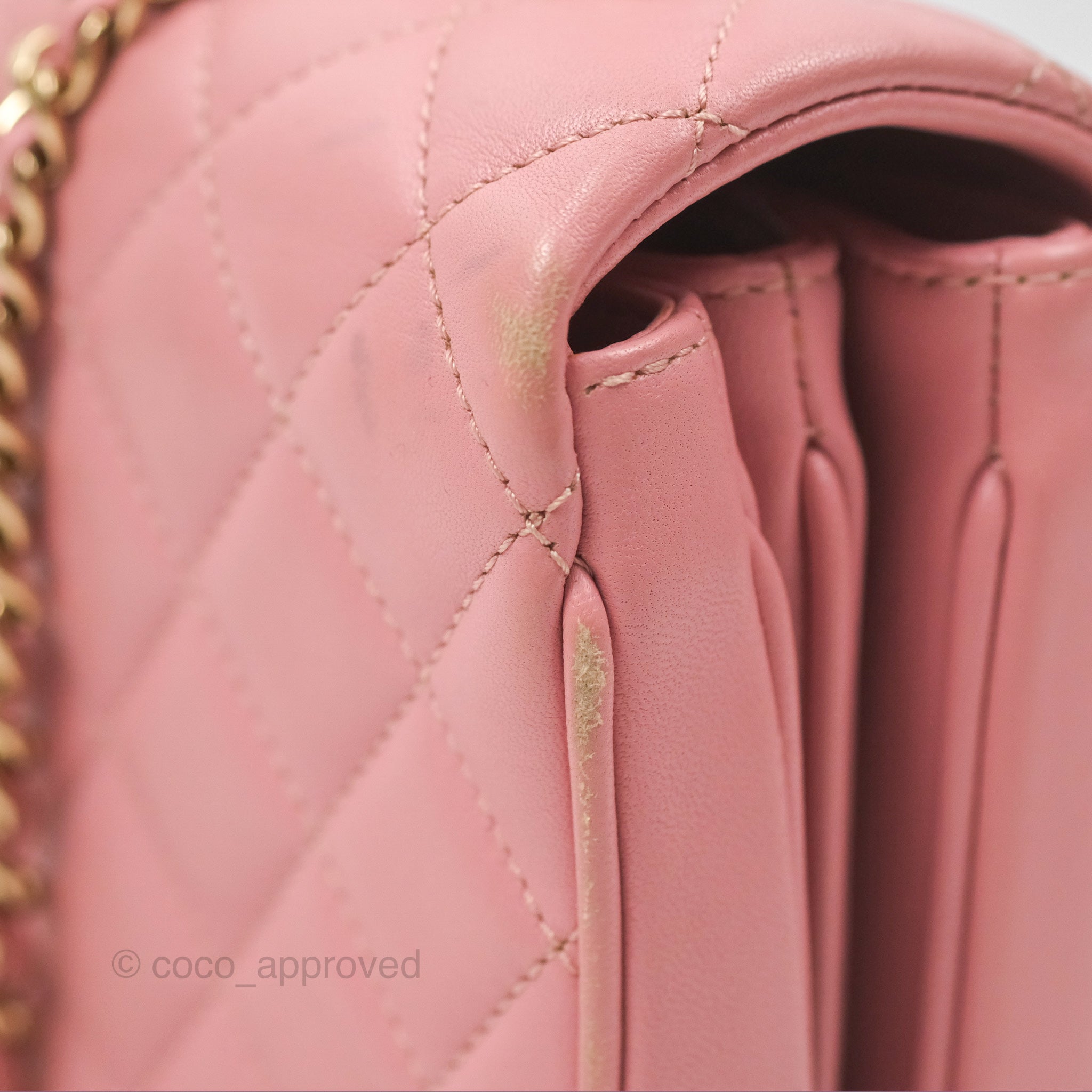 Chanel Citizen Chic Flap Bag in Pink Lambskin Leather with Gold Hardware - Perfect for Women's Luxury Everyday Use & Special Occasions
