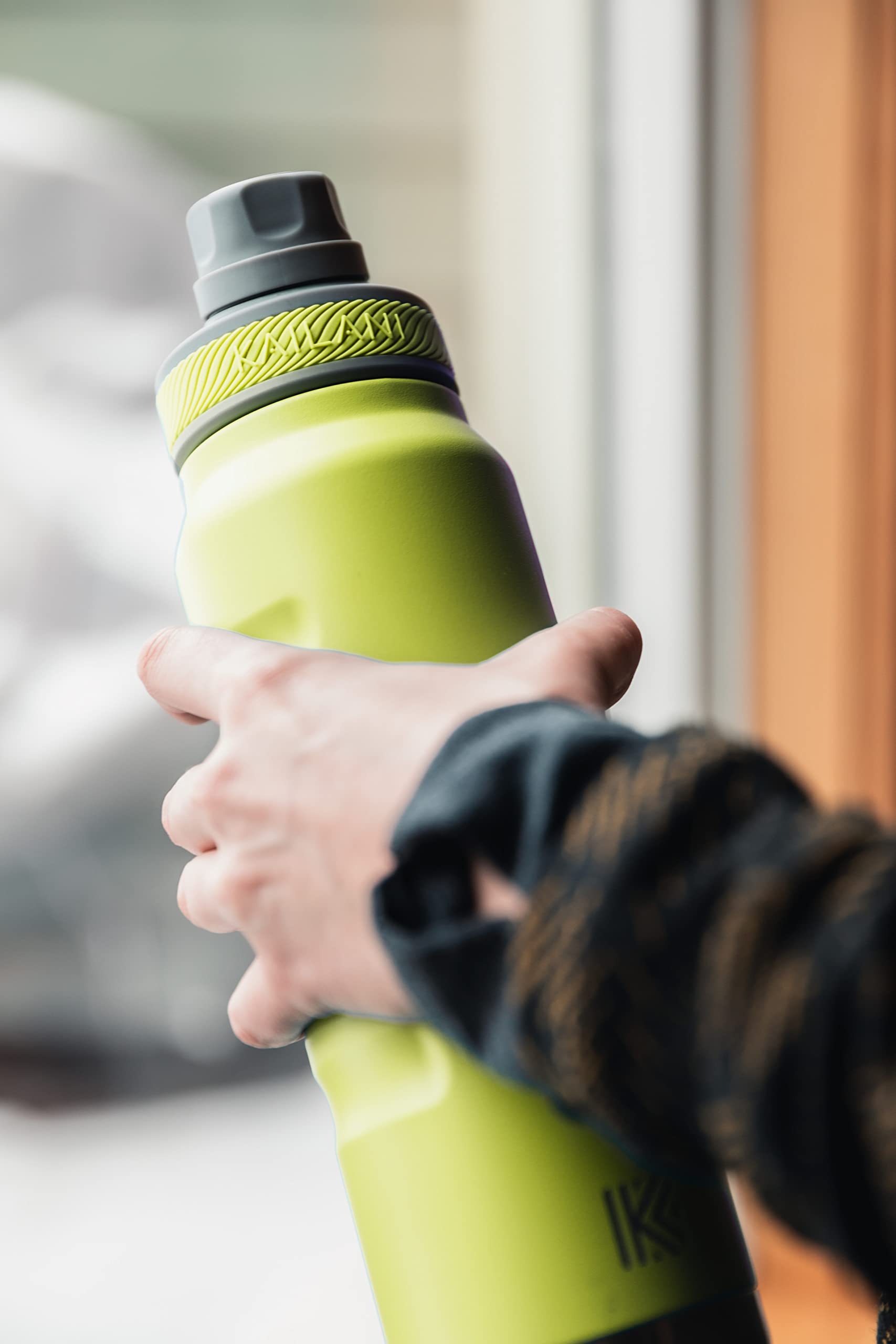 Premium Moku Stainless Steel Water Bottle - 20oz Vacuum Insulated, BPA Free, Leak Proof - Perfect for Gym, Hiking, Travel & Everyday Hydration