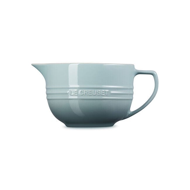 Le Creuset Classic Batter Bowl - 3.5 Qt Mixing Bowl for Baking, Cooking & Prep - Durable Enameled Cast Iron with Pour Spout - Perfect for Pancakes, Cakes & More - Kitchen Essential for Home Chefs