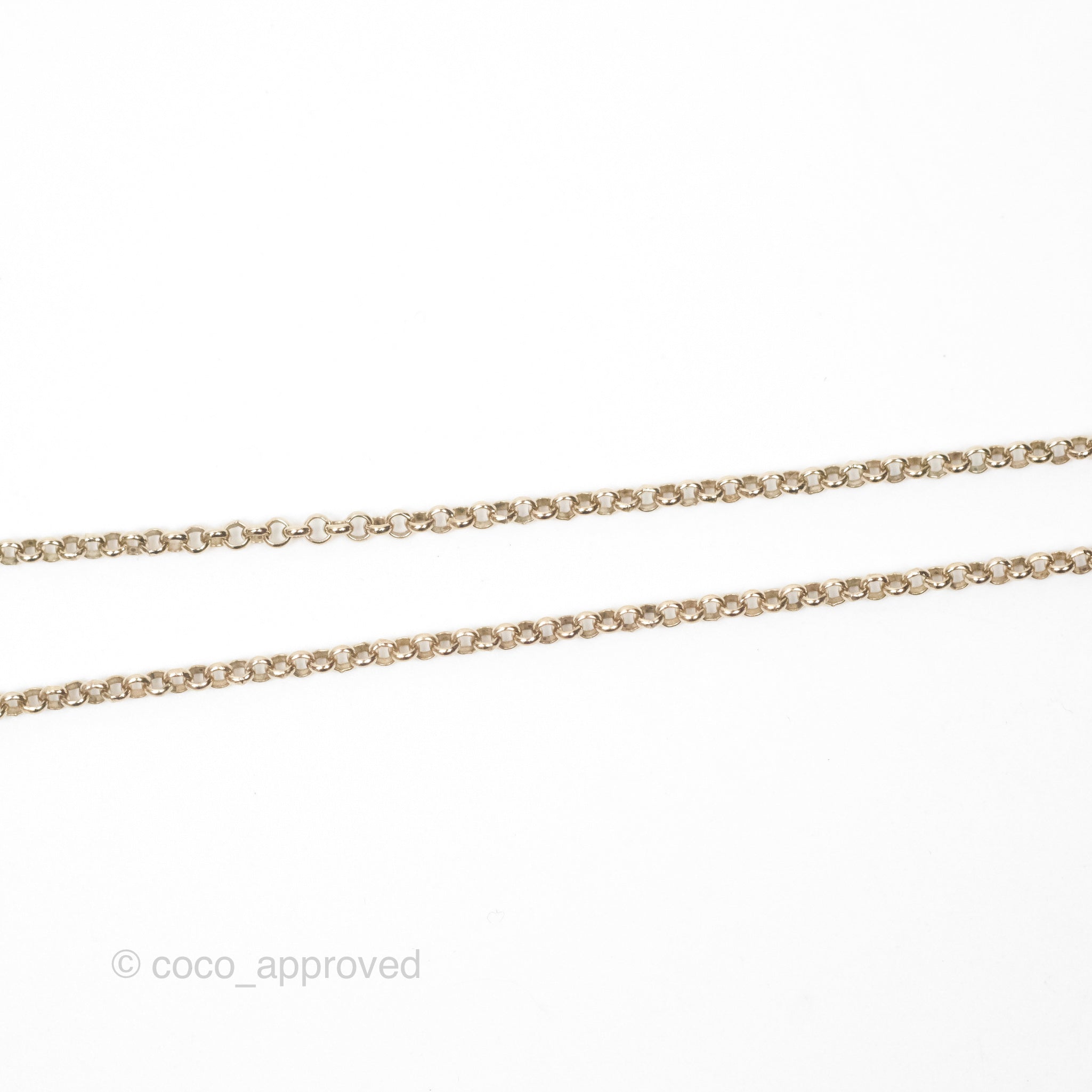 Chanel CC Pearl Necklace in Gold Tone 20K - Elegant Fashion Jewelry for Women, Perfect for Parties, Weddings & Special Occasions