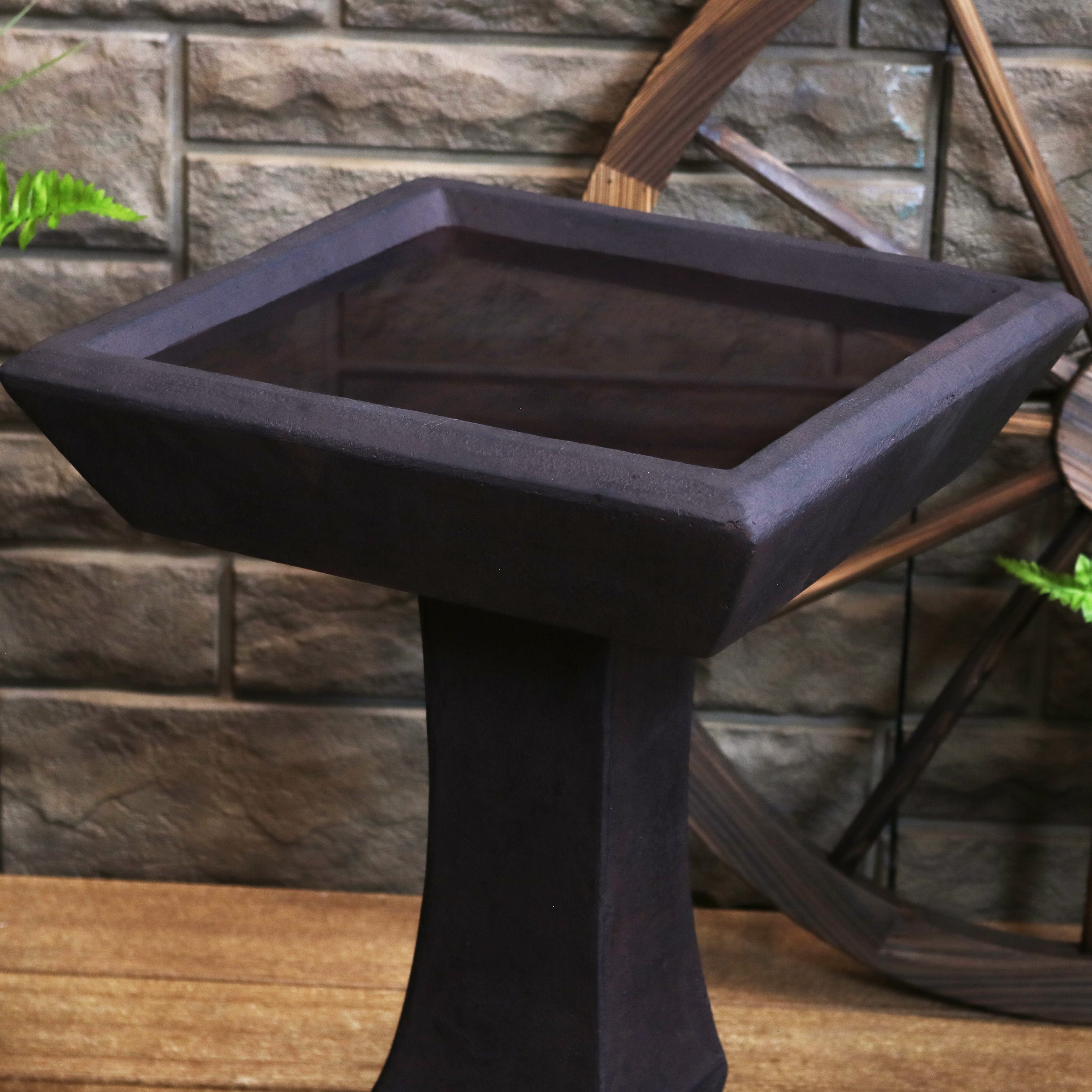 Sunnydaze Simply Square Modern Reinforced Concrete Bird Bath - Outdoor Garden Decoration for Birds & Wildlife - Perfect for Patio, Yard & Backyard Landscaping
