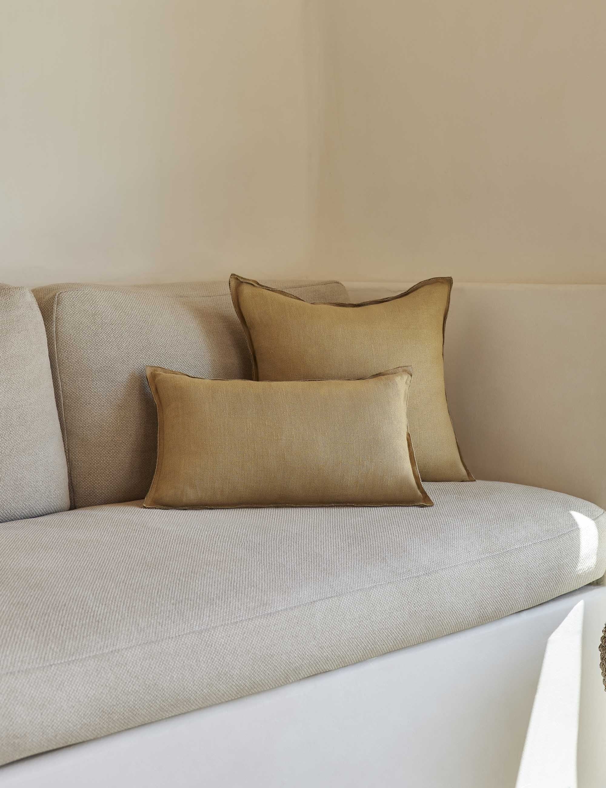 Arlo Linen Pillow - Premium 100% Natural Linen Pillow Cover for Bedroom, Sofa & Couch - Breathable & Hypoallergenic Bedding Accessories for Home Decor & Comfort