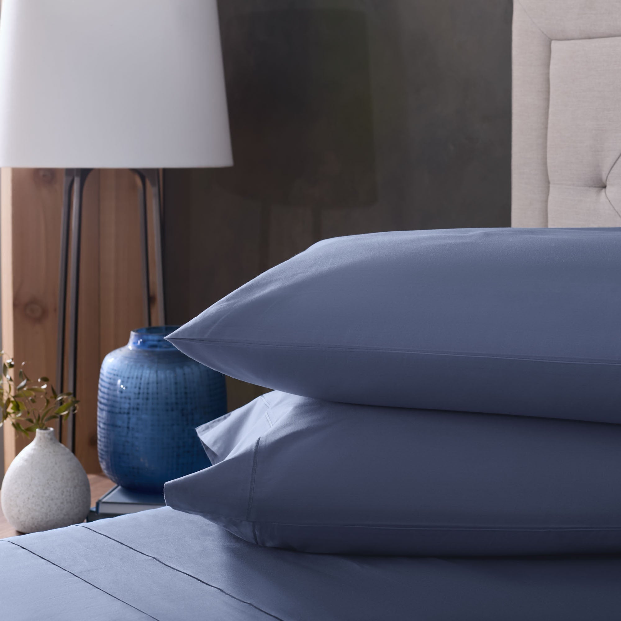 Premium 100% Cotton Sheet Set - Soft & Breathable Bed Sheets for Ultimate Comfort - Perfect for Home, Hotel, and Guest Room Use