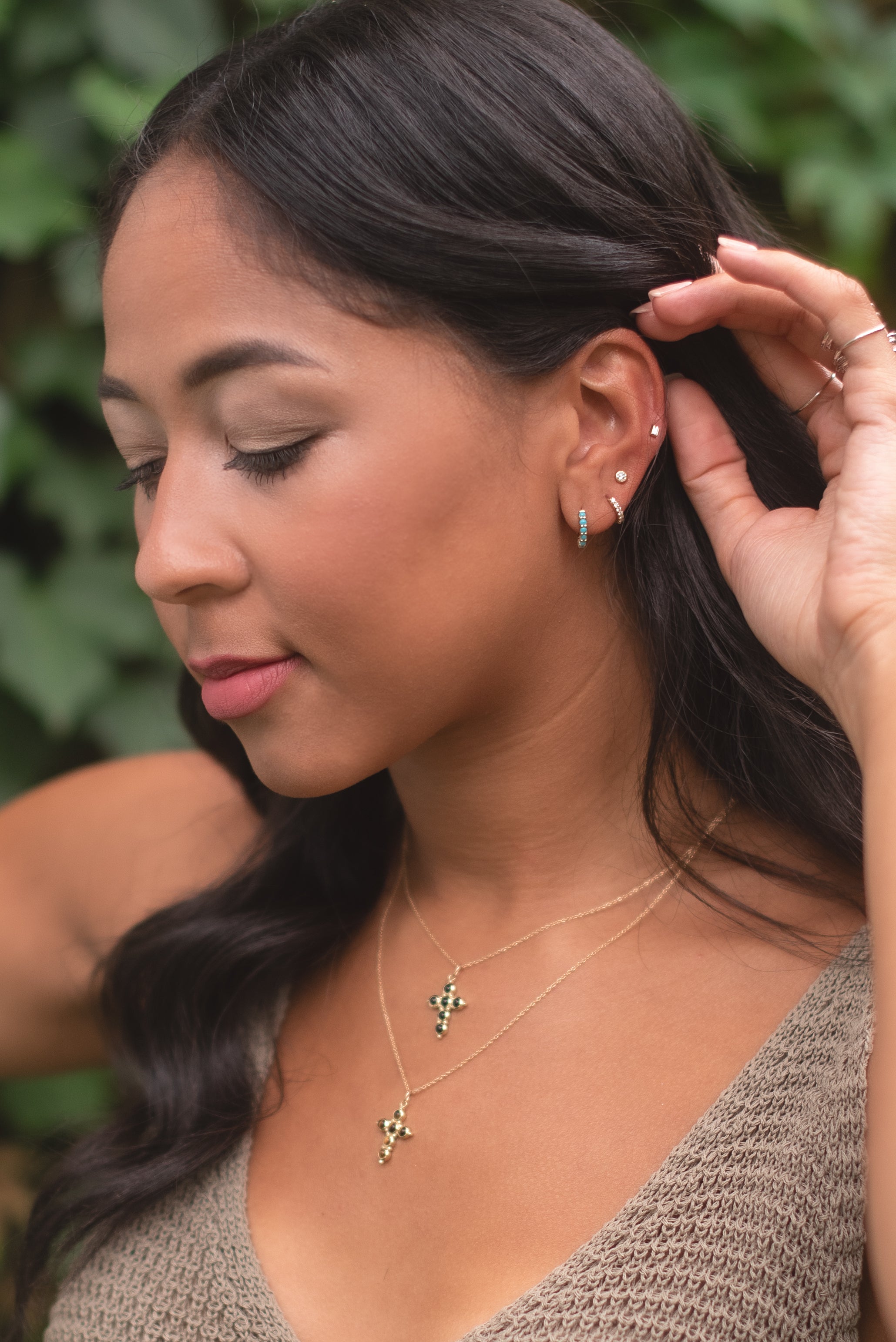 Turquoise and Pearl Hinged Huggie Hoop Earrings for Women - Elegant Boho Chic Jewelry for Everyday Wear, Parties & Gifts