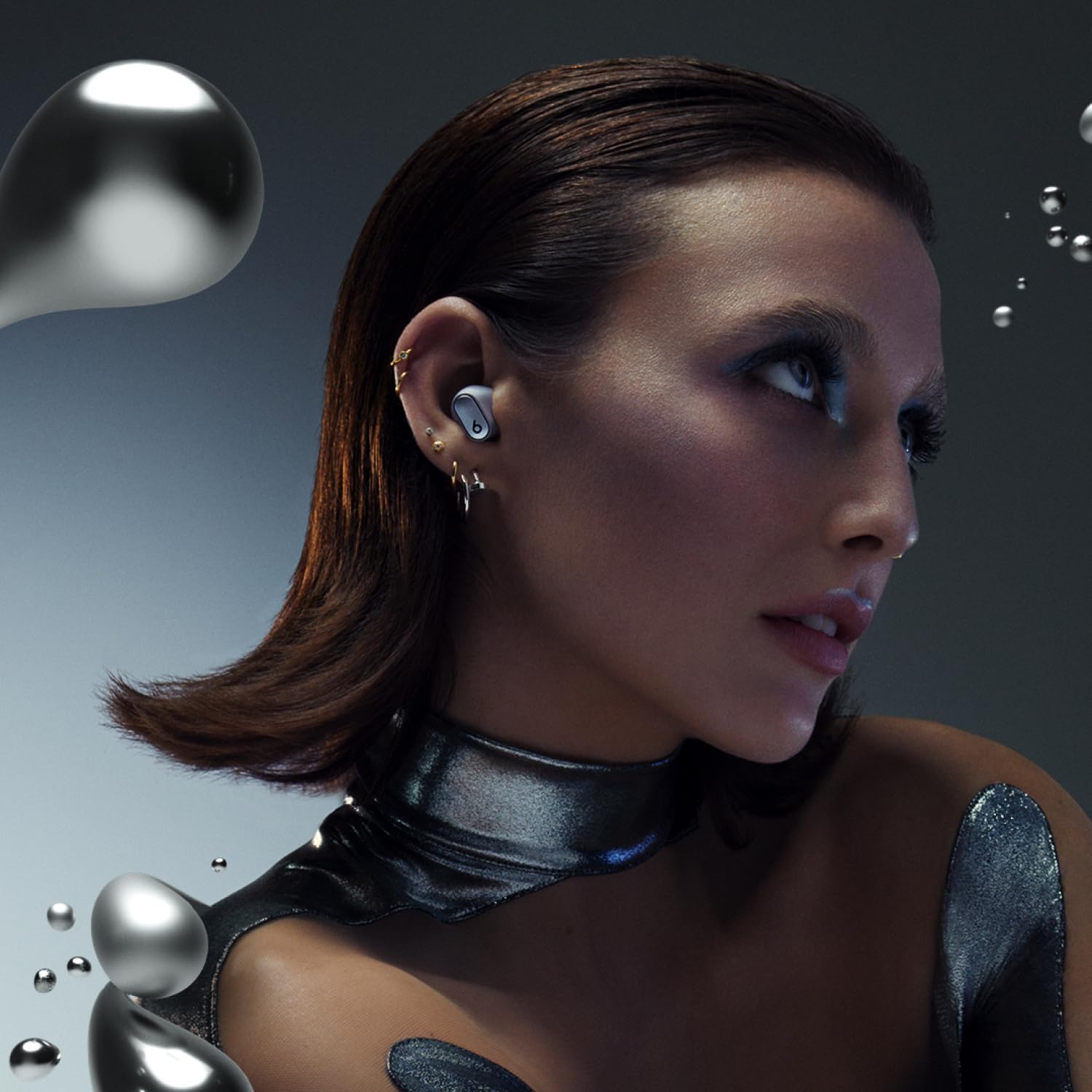 Beats Studio Buds+ (2023) - Premium Wireless Noise Cancelling Earbuds with Spatial Audio | Enhanced Apple & Android Compatibility | Built-in Mic & Sweat-Resistant Design | Cosmic Silver | Perfect for Workouts, Commuting & Travel
