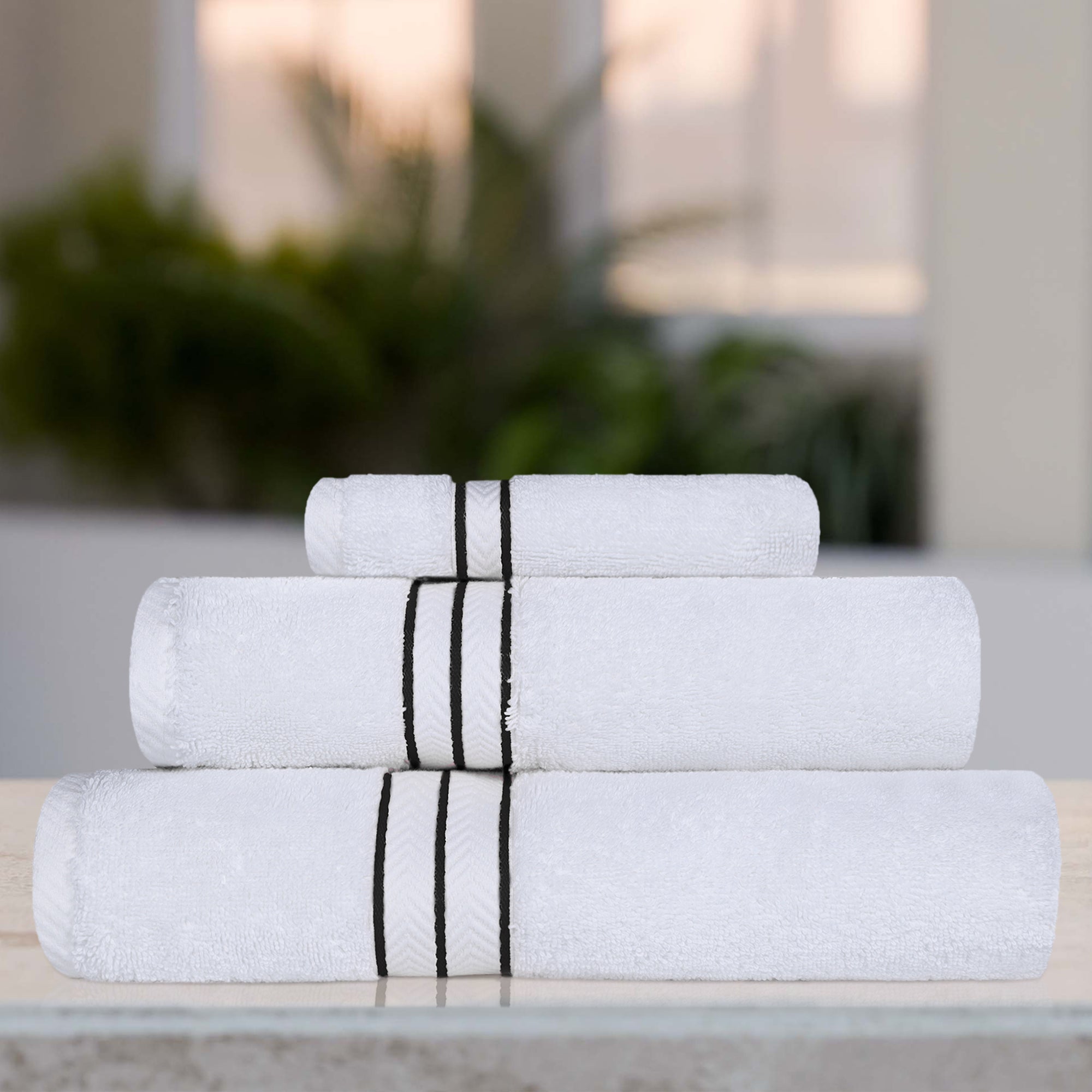 Premium Turkish Cotton Ultra Plush 3-Piece Bath Towel Set - Super Absorbent, Soft & Luxurious for Spa, Gym, Beach & Home Use
