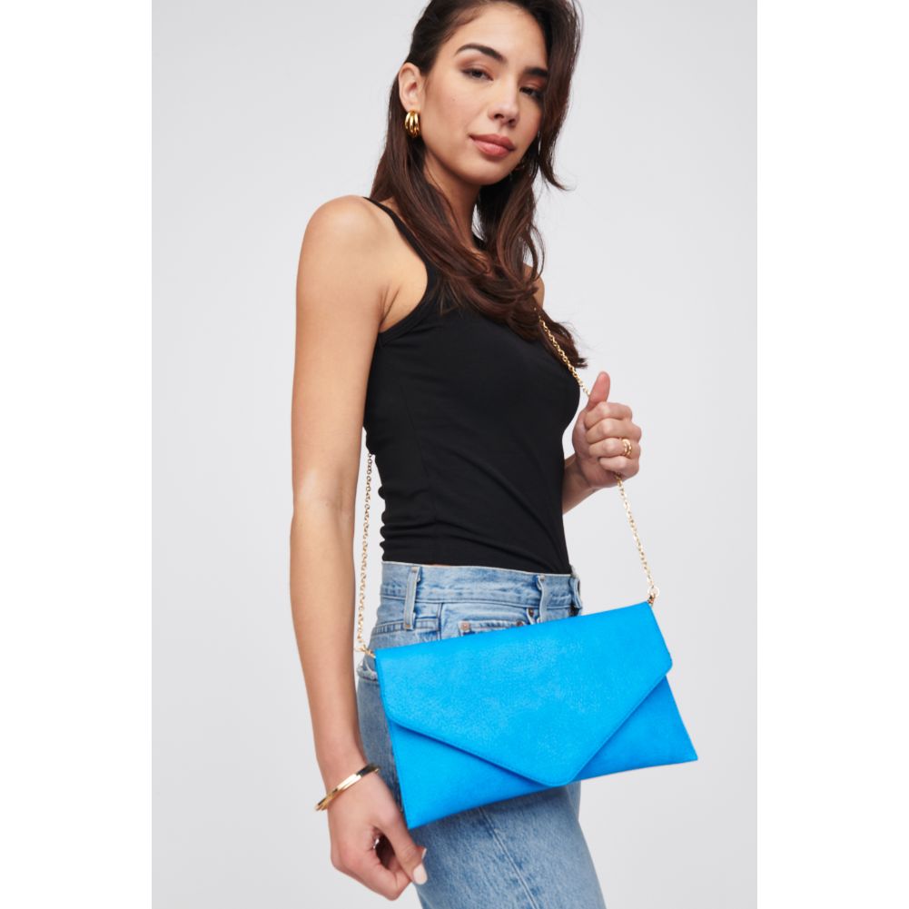 Izzy Clutch - Stylish & Compact Crossbody Bag for Women | Perfect for Everyday Use, Travel & Parties | Fashionable & Functional Handbag