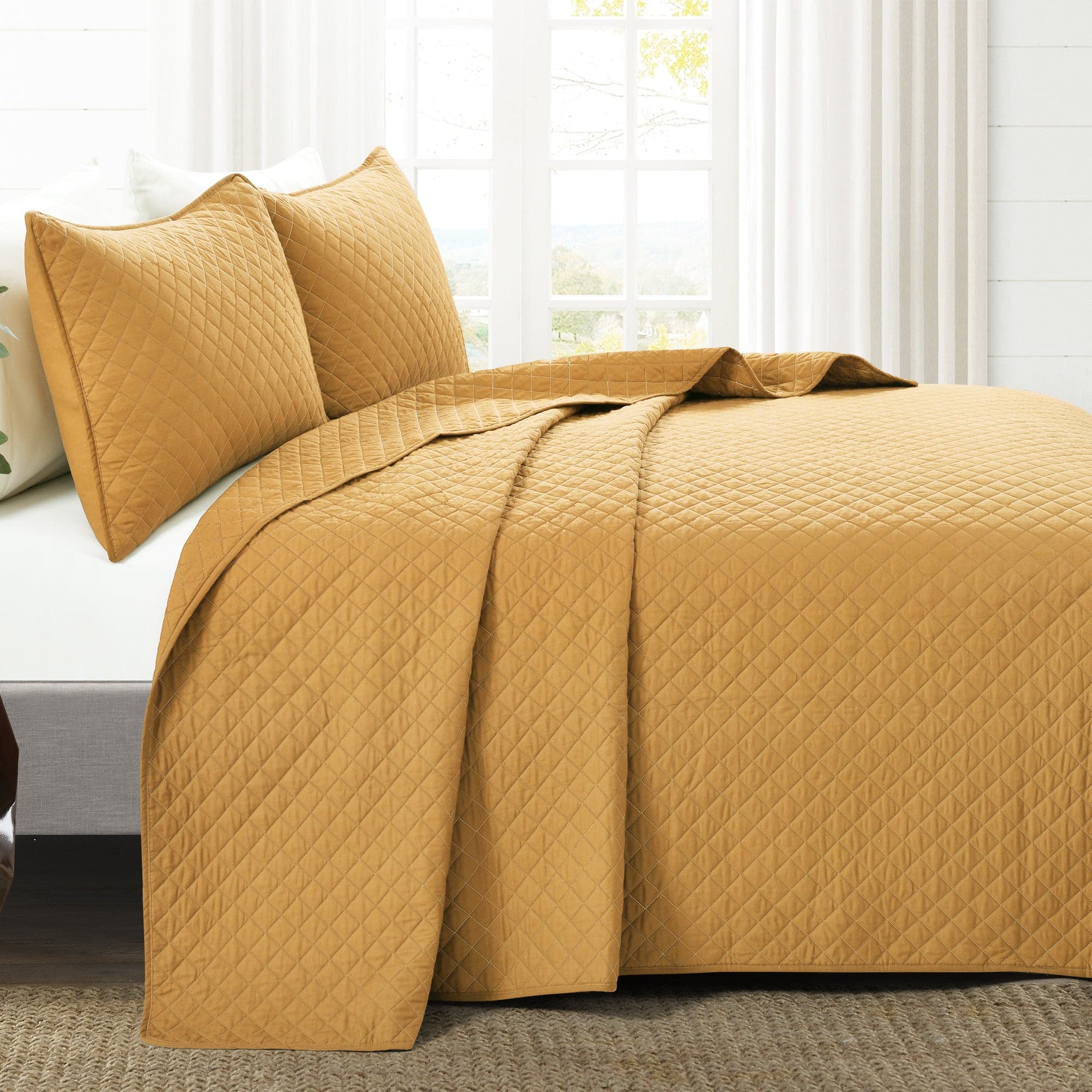 Ava Diamond Oversized Cotton Quilt Set - King Size Bedding with Soft Breathable Fabric for All Seasons | Perfect for Master Bedroom, Guest Room & Cozy Home Decor