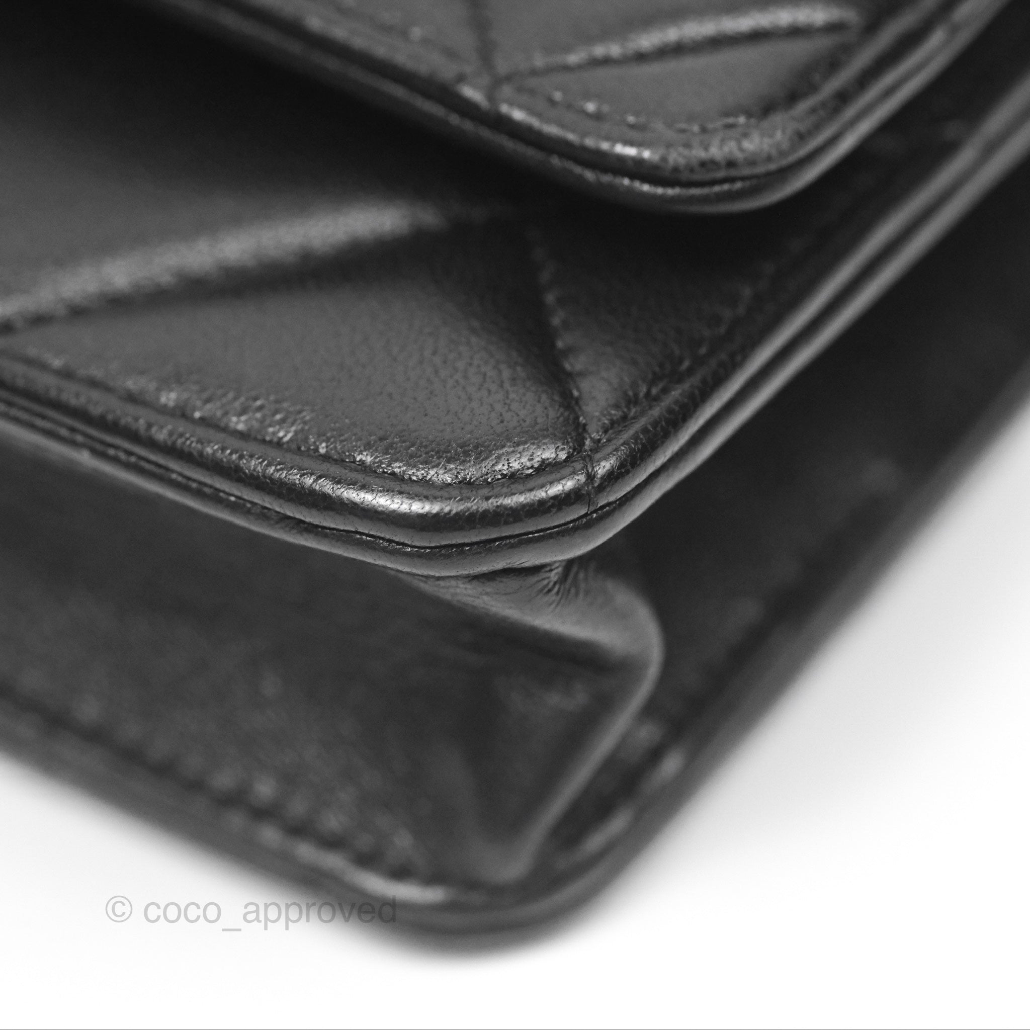 Chanel 19 Wallet on Chain WOC Black Mixed Hardware - Luxury Crossbody Bag for Women, Perfect for Evening Parties & Daily Use