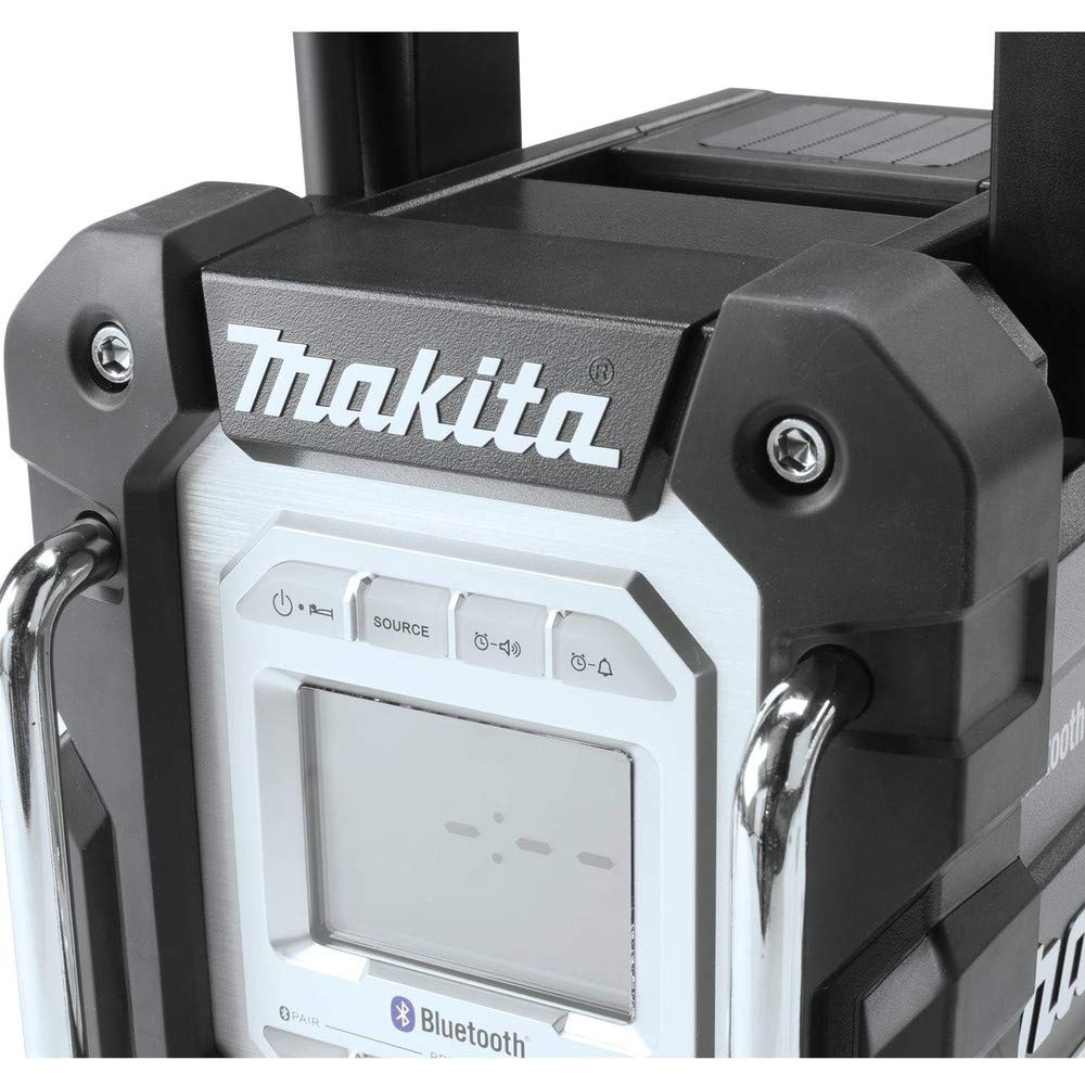 Makita XRM06B 18V LXT Lithium-Ion Cordless Bluetooth Job Site Radio - Portable Worksite Speaker with USB Charging for Construction, Outdoor & DIY Projects
