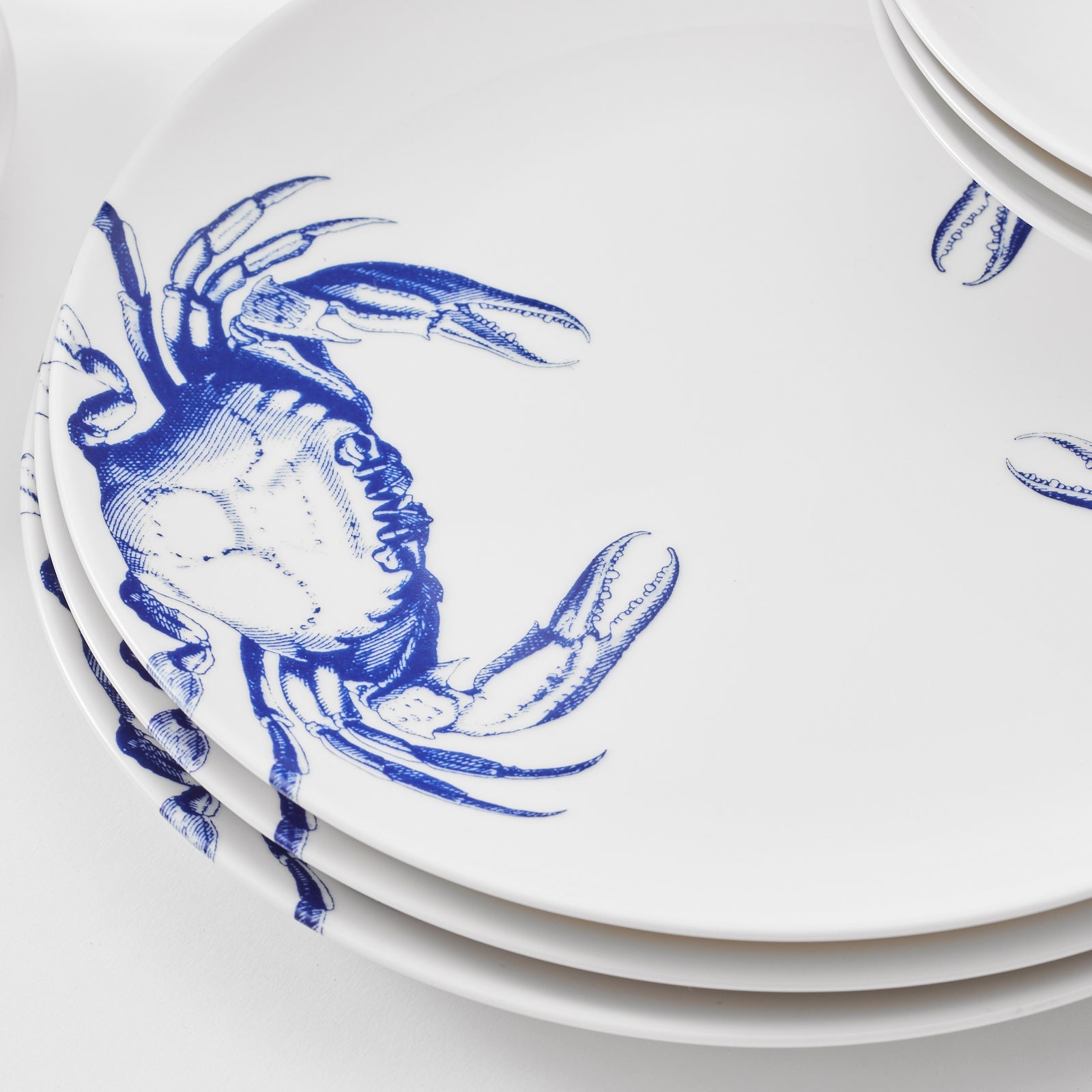 Stylish Crab-Shaped Outdoor Dining Table for 4 - Perfect for Patio, Garden & Backyard Gatherings