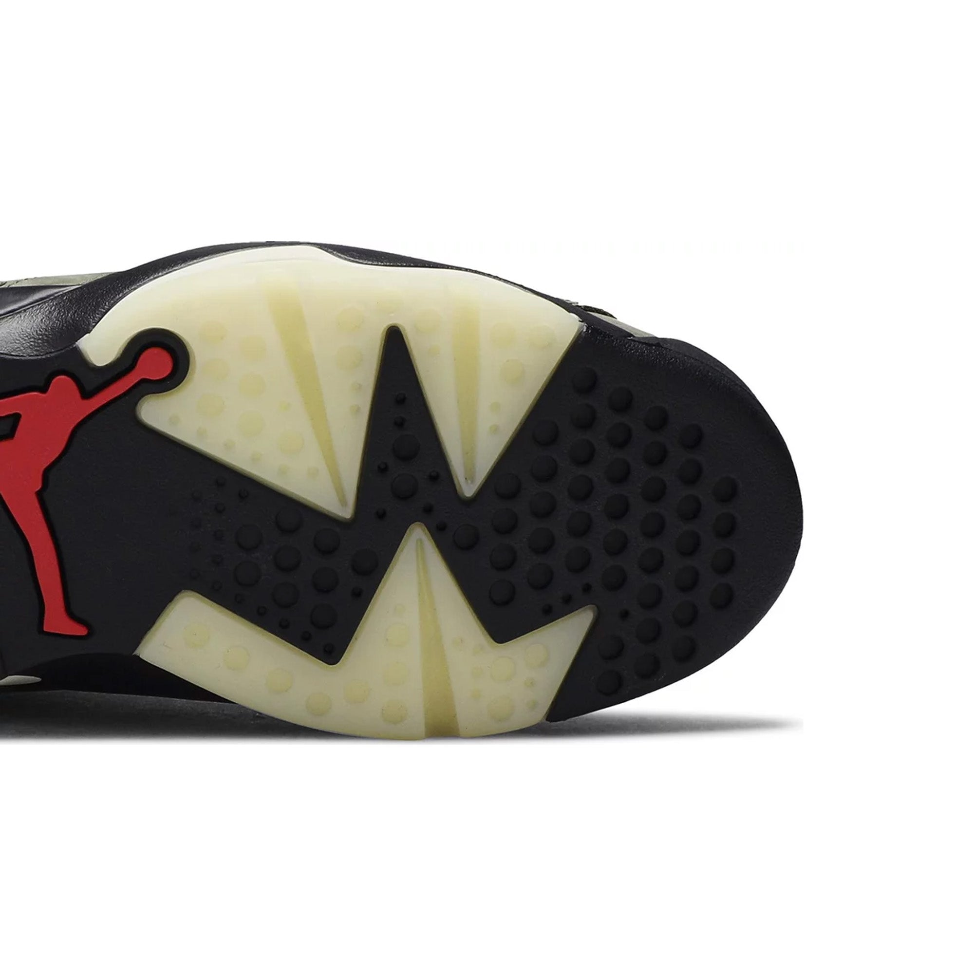 Air Jordan 6 x Travis Scott 'Olive' Sneakers (2019) - Retro Basketball Shoes for Men, Limited Edition Streetwear Fashion - Perfect for Sneaker Collectors & Urban Style Lovers