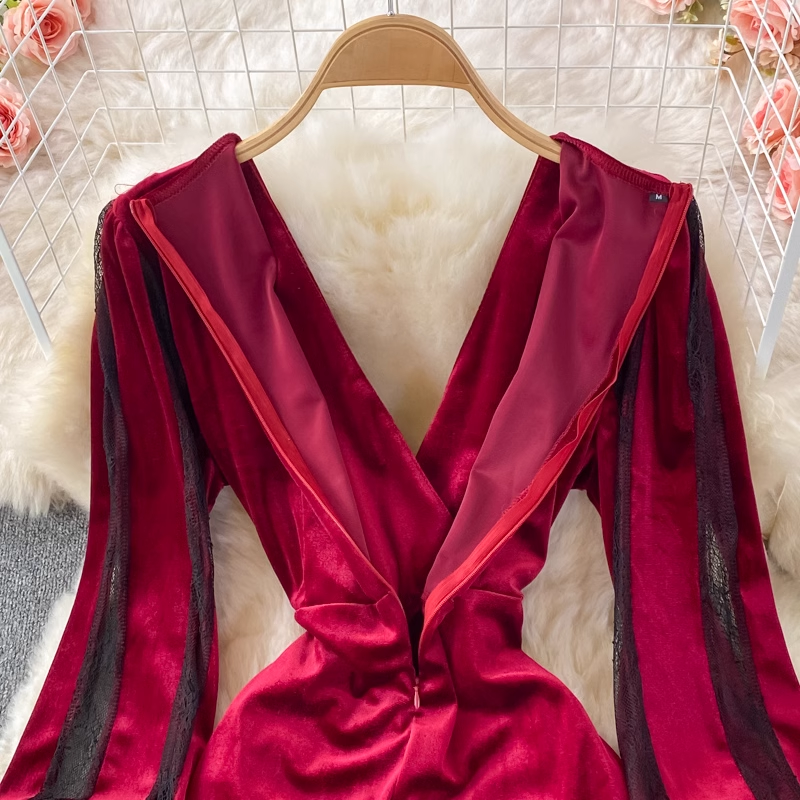 Sexy V-Neck Velvet Slit Dress for Women - Elegant Winter & Fall Evening Gown for Parties, Date Nights & Special Occasions