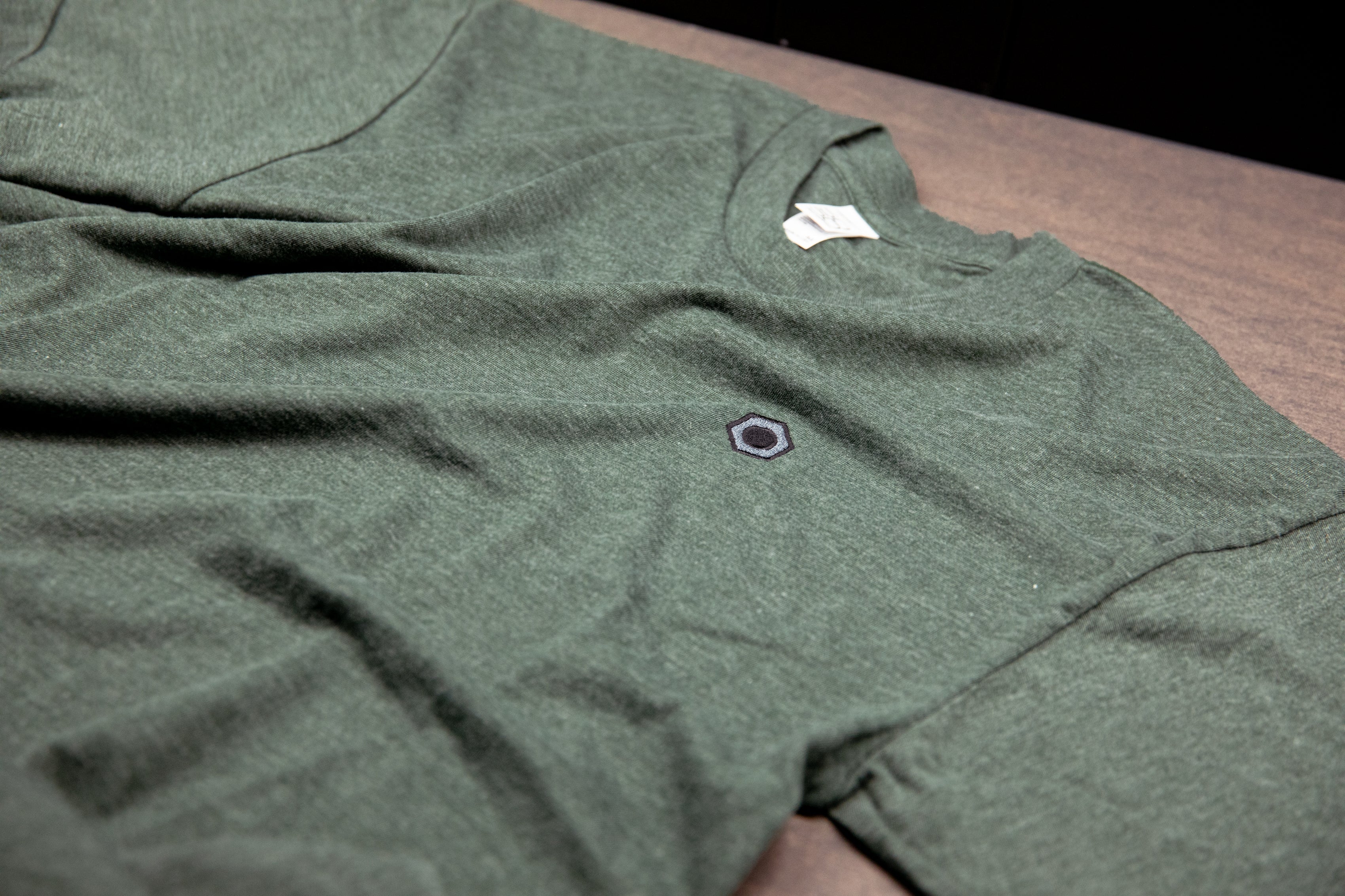 Minimalist Hexagon Print T-Shirt for Men & Women - Emira Giveaway - Perfect for Casual Wear, Street Style & Everyday Outfits