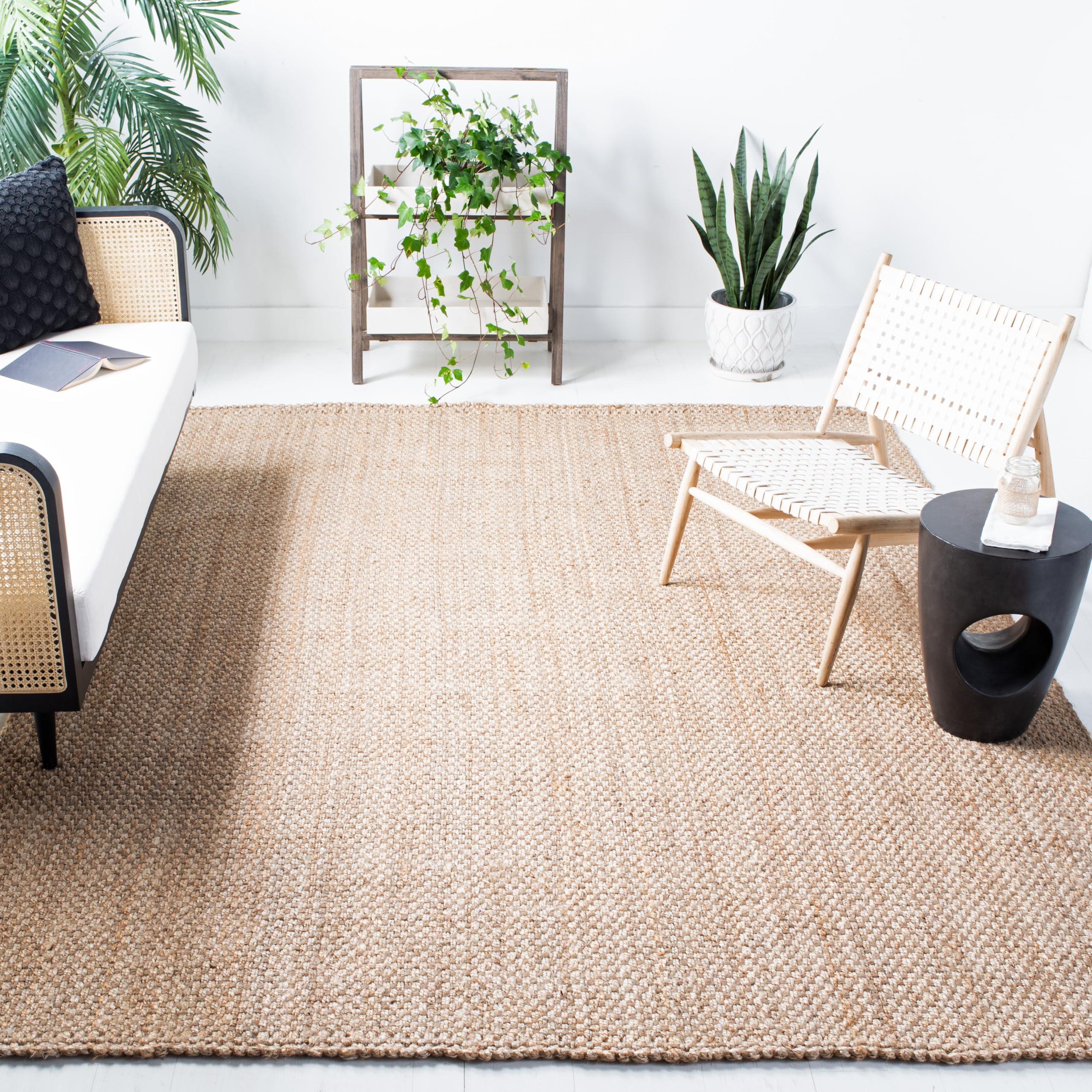 SAFAVIEH Handmade Natural Jute Area Rug 9' x 12' - Farmhouse Chic, Durable & Eco-Friendly for High Traffic Living Room, Bedroom, Dining Room | NF267A