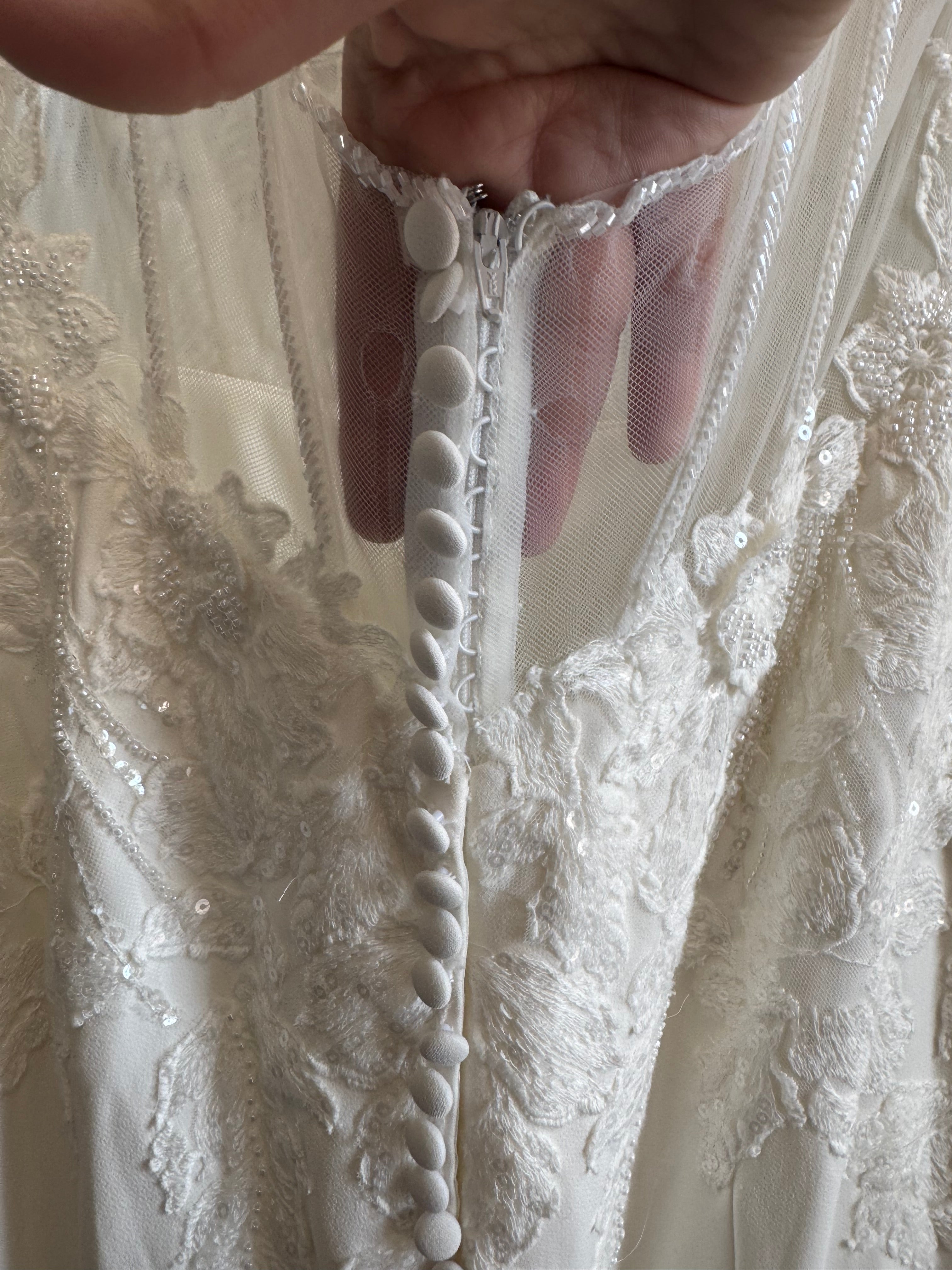 Martina Liana 1390 Wedding Dress - Elegant A-Line Lace Bridal Gown for Church Ceremony & Formal Reception