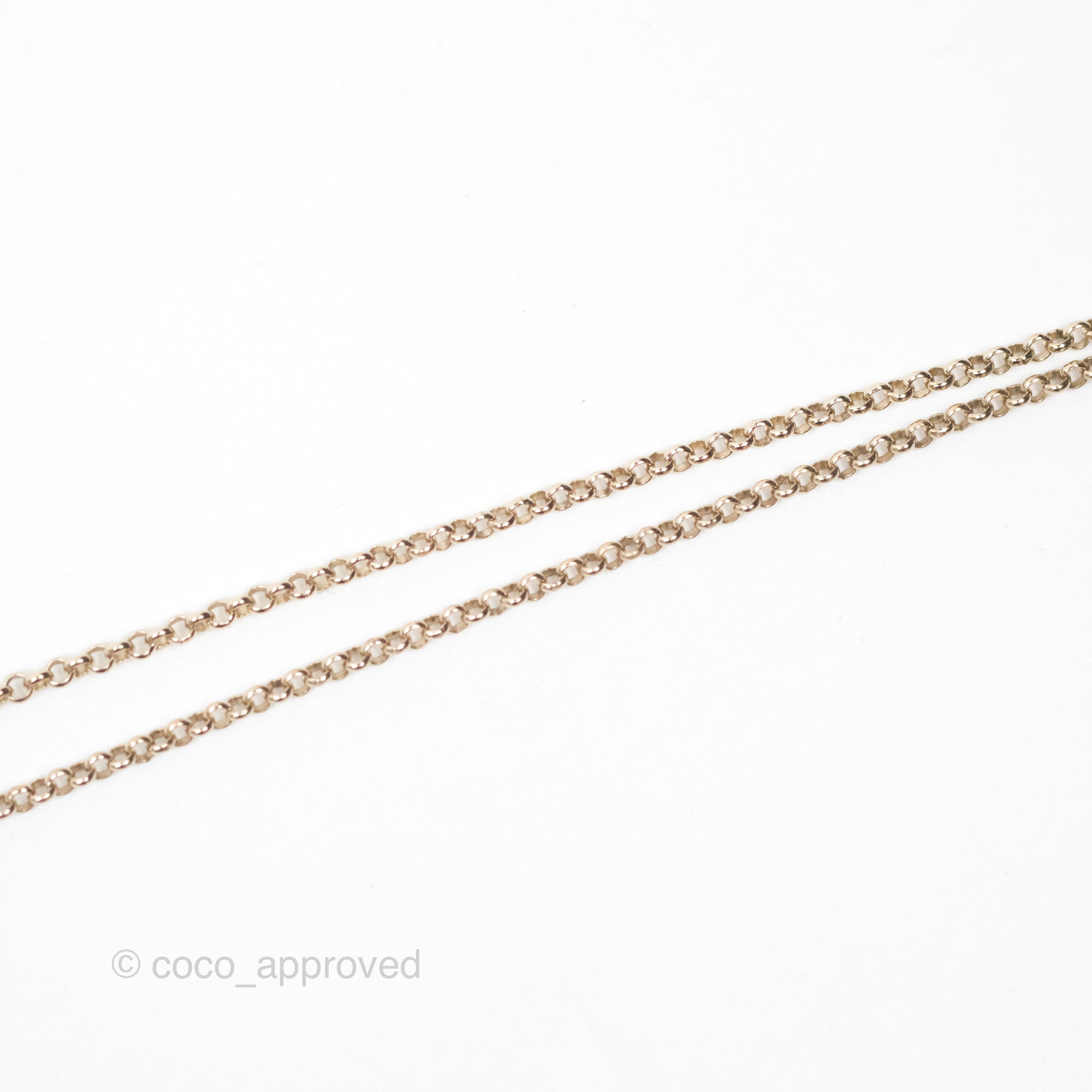 Chanel CC Pearl Necklace in Gold Tone 20K - Elegant Fashion Jewelry for Women, Perfect for Parties, Weddings & Special Occasions