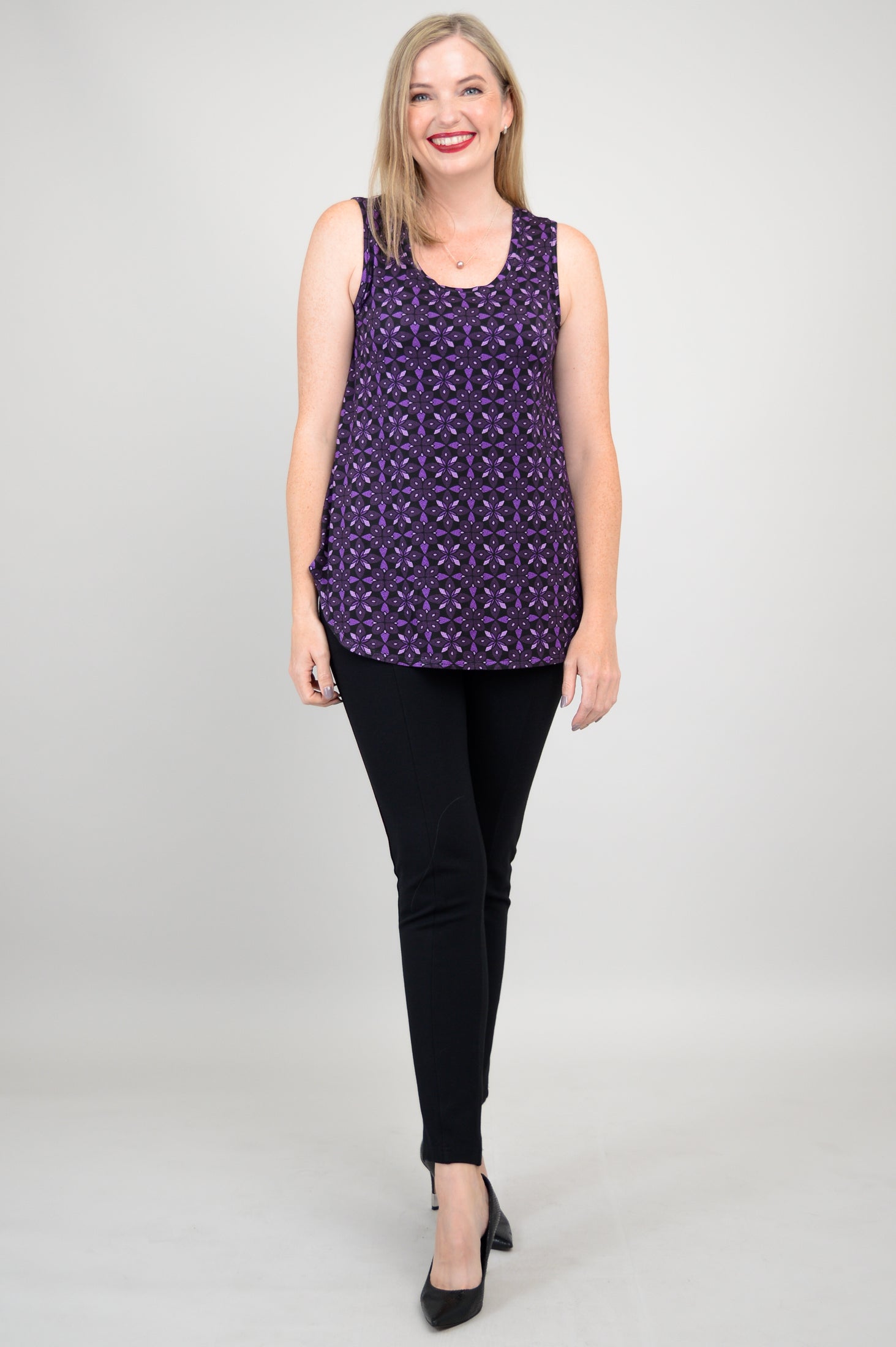 Stylish Jazz Tank Top with Geo Flower Print - Soft Bamboo Fabric - Perfect for Summer Outfits & Casual Wear