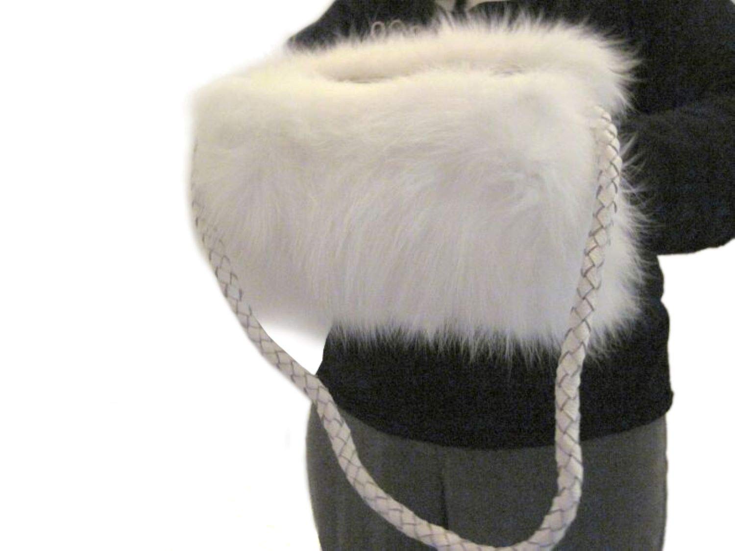 White Fox Compact Muff Purse Hand Warmer - Cozy Winter Accessory for Women, Fashionable & Warm - Perfect for Outdoor Activities, Shopping & Cold Weather