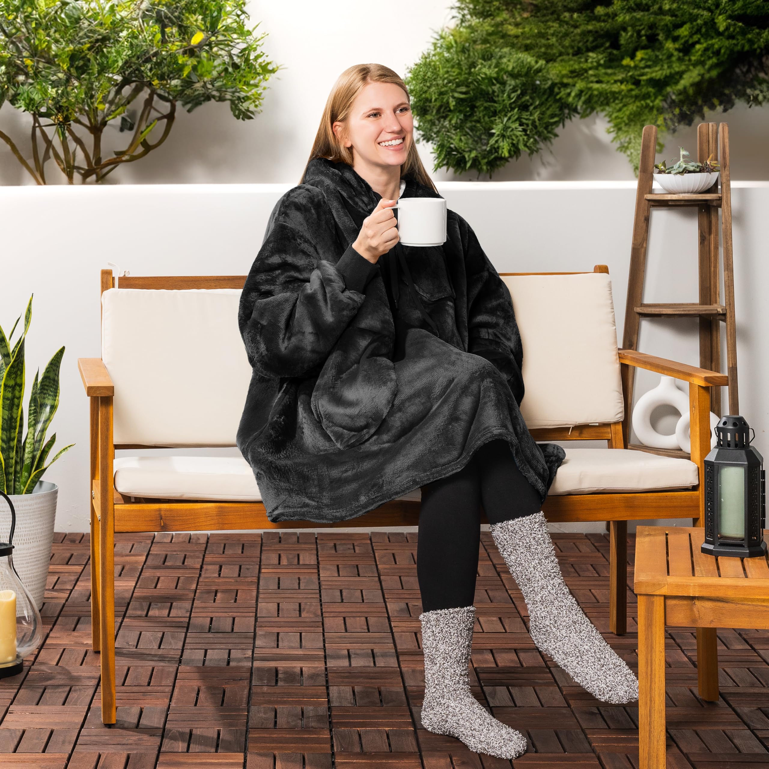 PAVILIA Women's Sherpa Wearable Blanket Hoodie - Oversized Fleece Hooded Sweatshirt Blanket for Men & Women | Cozy Lounge Wear for Netflix Nights, Camping & Winter Relaxation