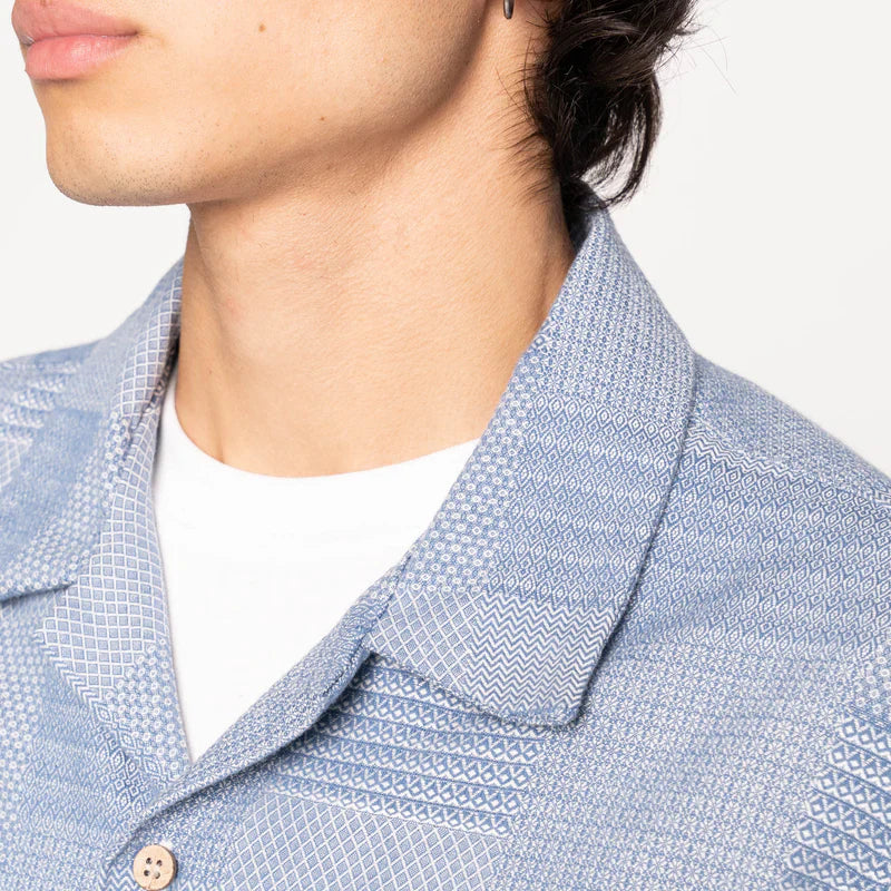 Stylish Aloha Shirt Dobby Patchwork in Pale Blue - Perfect for Summer Vacations & Beach Parties