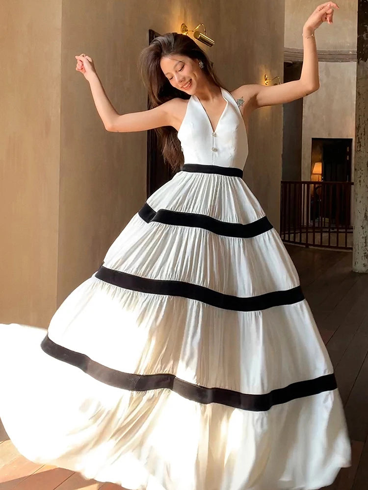 Elegant Backless Sleeveless Women's Dress with Halter Collar & High Waist - Summer 2023 Fashion for Parties, Dates & Beach Vacations