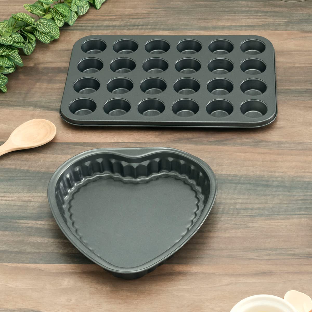 Heart Shaped Cake Pan - Non-Stick Baking Pan for Valentine's Day, Anniversary & Romantic Desserts - Perfect for Cakes, Brownies & Jello Molds