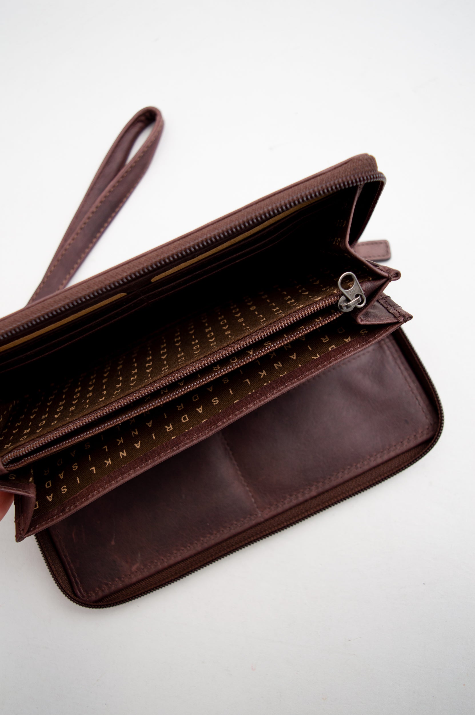 Adrian Klis 195 Genuine Buffalo Leather Wallet for Men - Brown, RFID Blocking, Slim Bifold Design - Perfect for Everyday Carry, Travel & Business