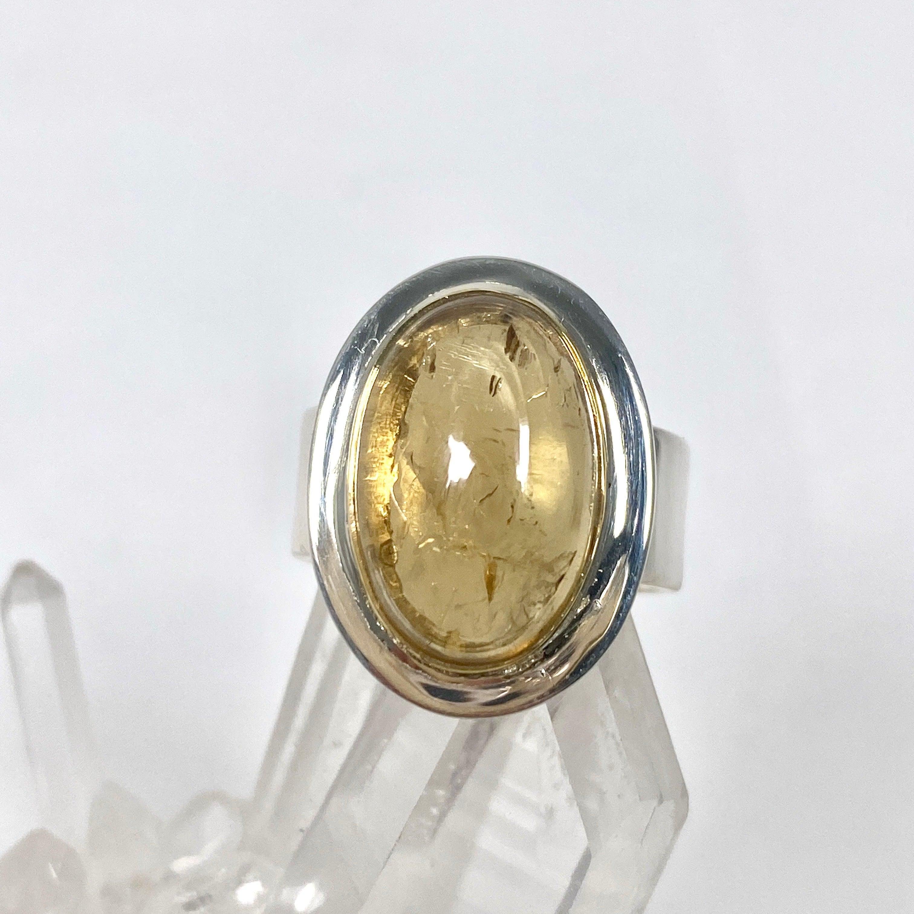 14K Gold Citrine Oval Ring for Women - Elegant Gemstone Jewelry Gift for Birthday, Anniversary & Special Occasions - Size 7 (KRGJ2845)