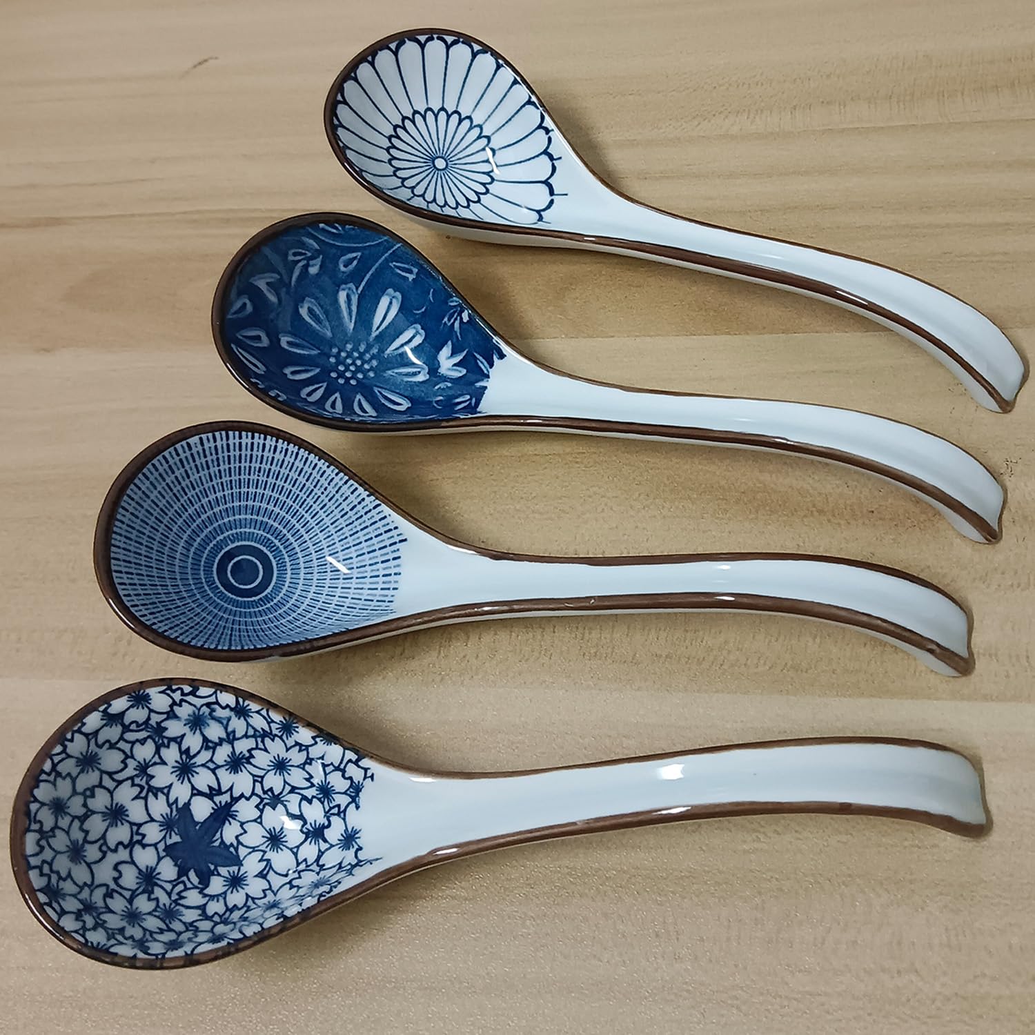 4-Piece Asian Soup Spoon Set - Long Handle Ceramic Porcelain Spoons for Ramen, Pho, Miso, Wonton Noodles & Rice | Perfect for Asian Cuisine, Home Dining & Restaurant Use
