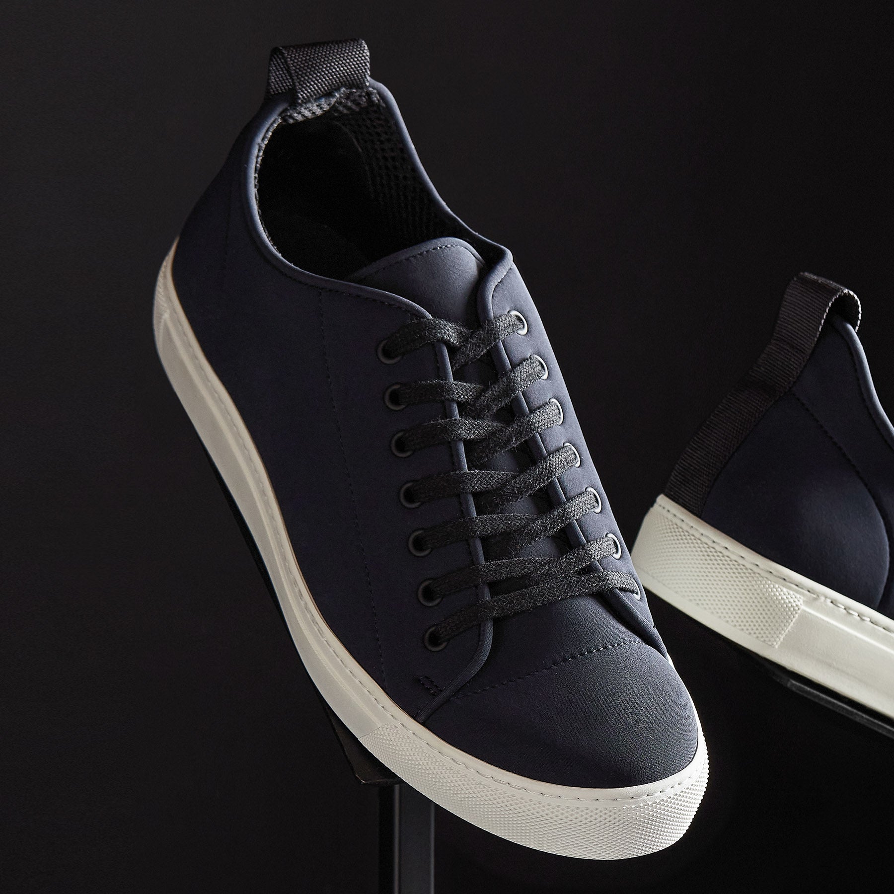 Carbon Low Navy - Lightweight & Comfortable Sneakers for Men & Women | Perfect for Running, Walking & Casual Wear