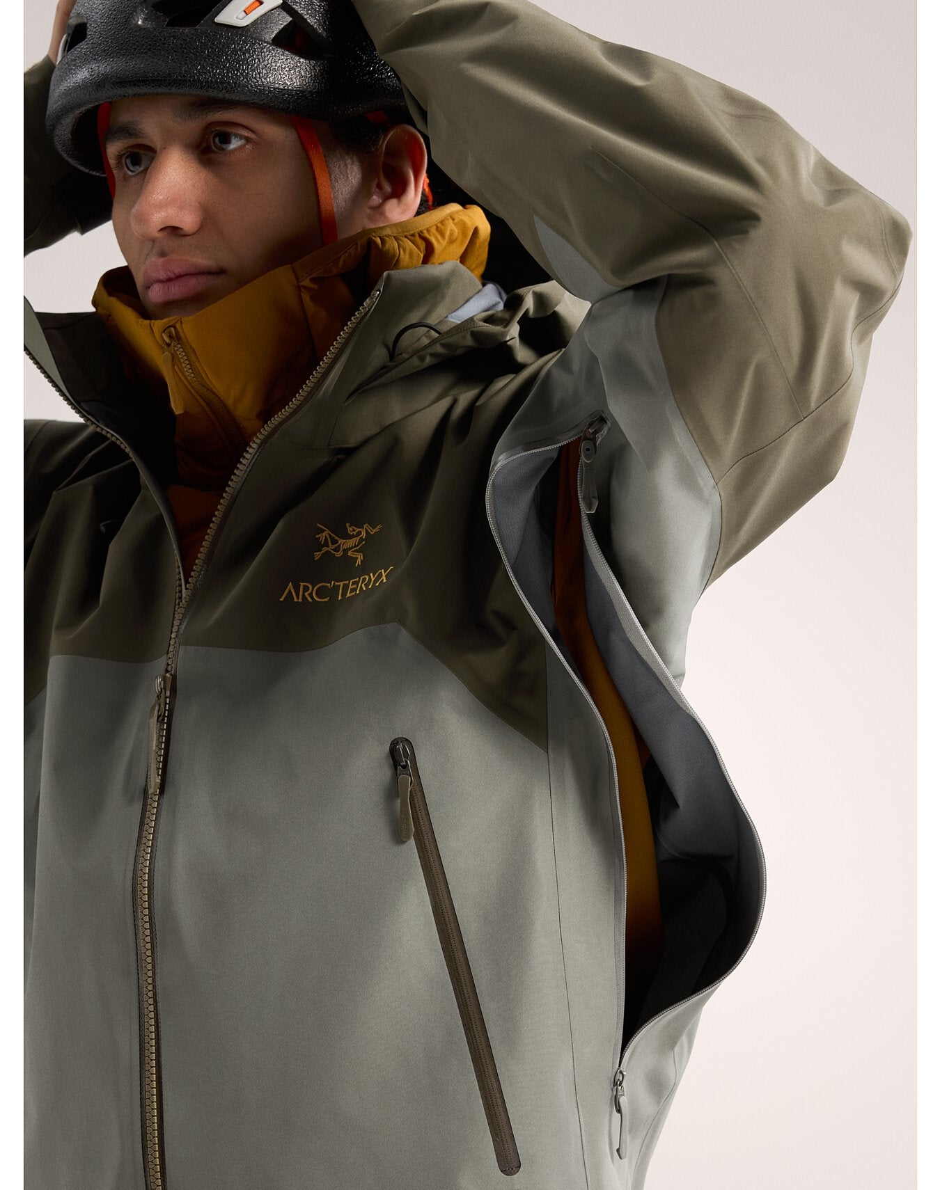 Men's Beta AR Jacket - Lightweight Waterproof Hiking & Outdoor Adventure Shell - Perfect for Climbing, Skiing & Travel