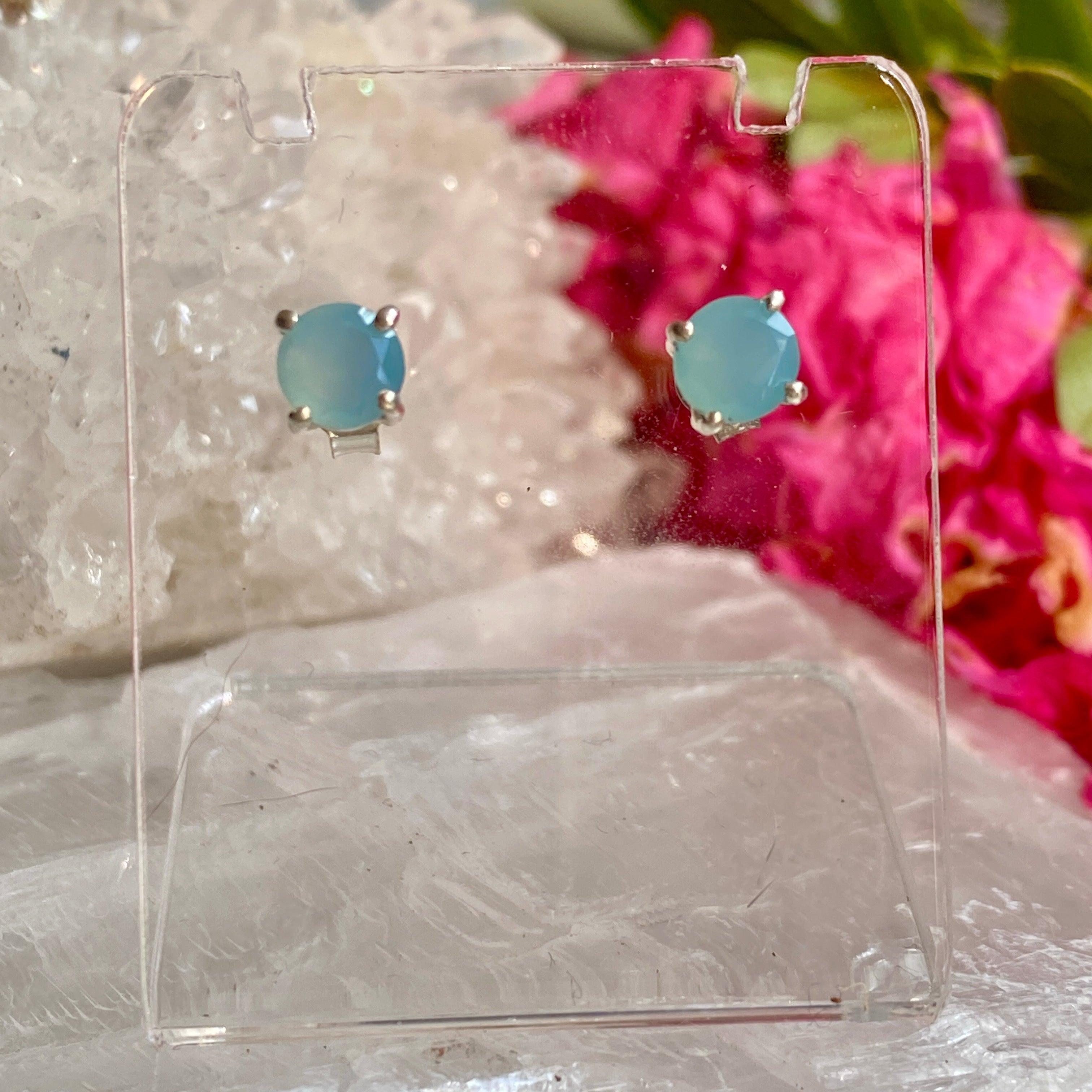 Blue Chalcedony Small Round Stud Earrings for Women – Dainty Gemstone Jewelry for Everyday Wear & Special Occasions – KEGJ935