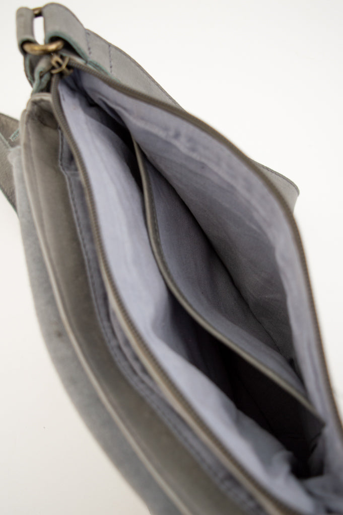 Stylish Grey Leather Handbag for Women - Trendy Crossbody Purse with Adjustable Strap, Perfect for Work, Travel & Everyday Use