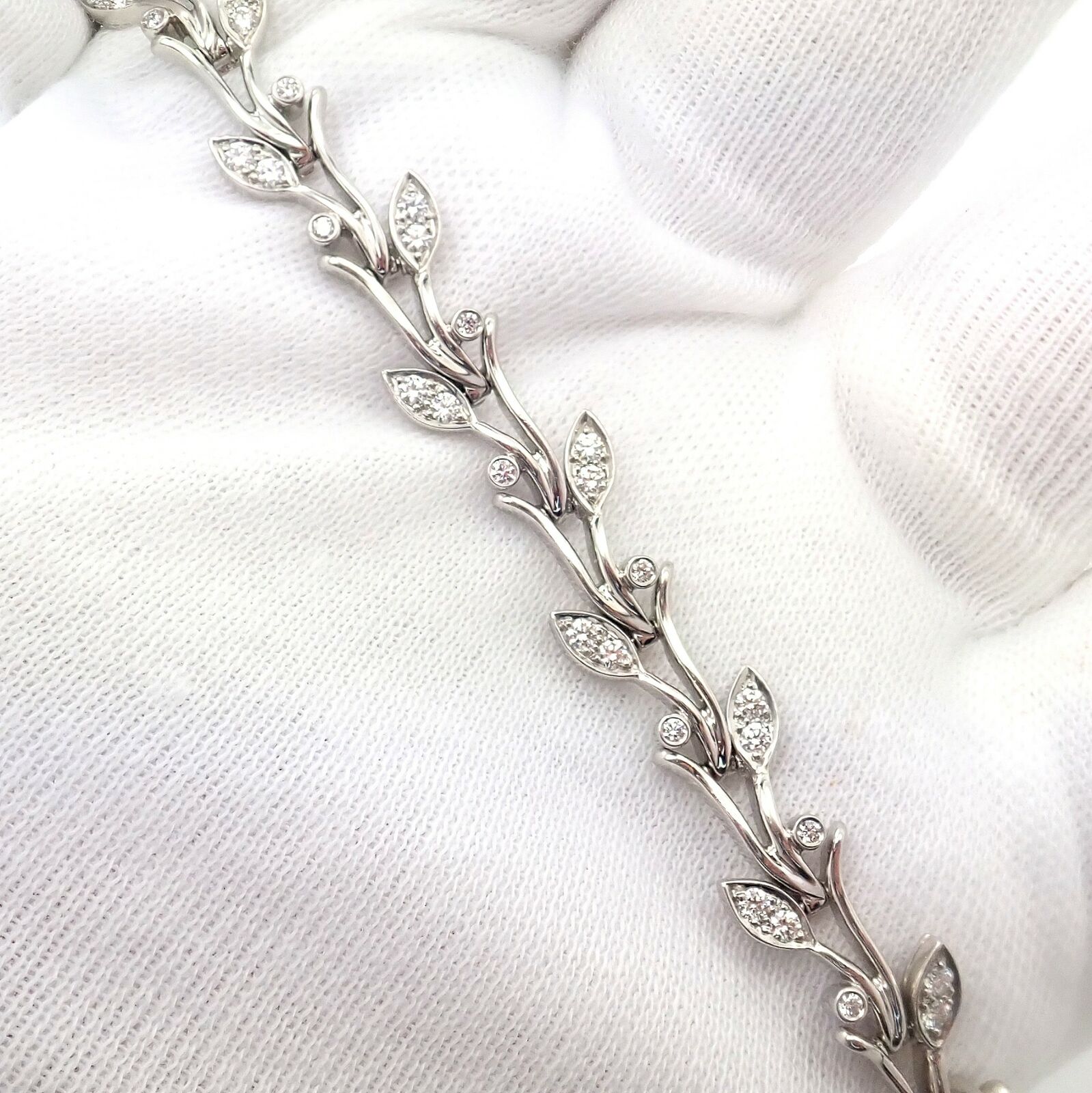 Authentic Tiffany & Co Platinum Diamond Garland Bracelet - Luxury Jewelry for Women, Elegant Gift for Weddings & Special Occasions