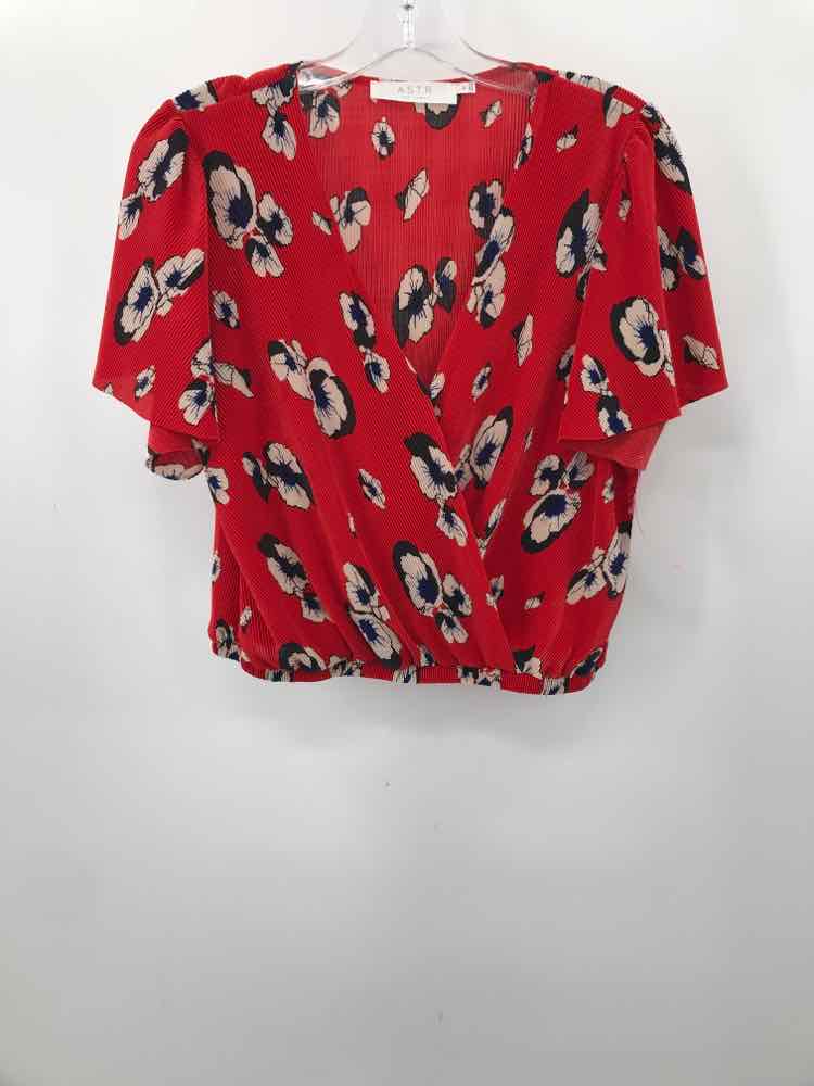 Vintage ASTR Red Floral Blouse Women's Size Medium - Perfect for Casual Outings, Date Nights & Office Wear