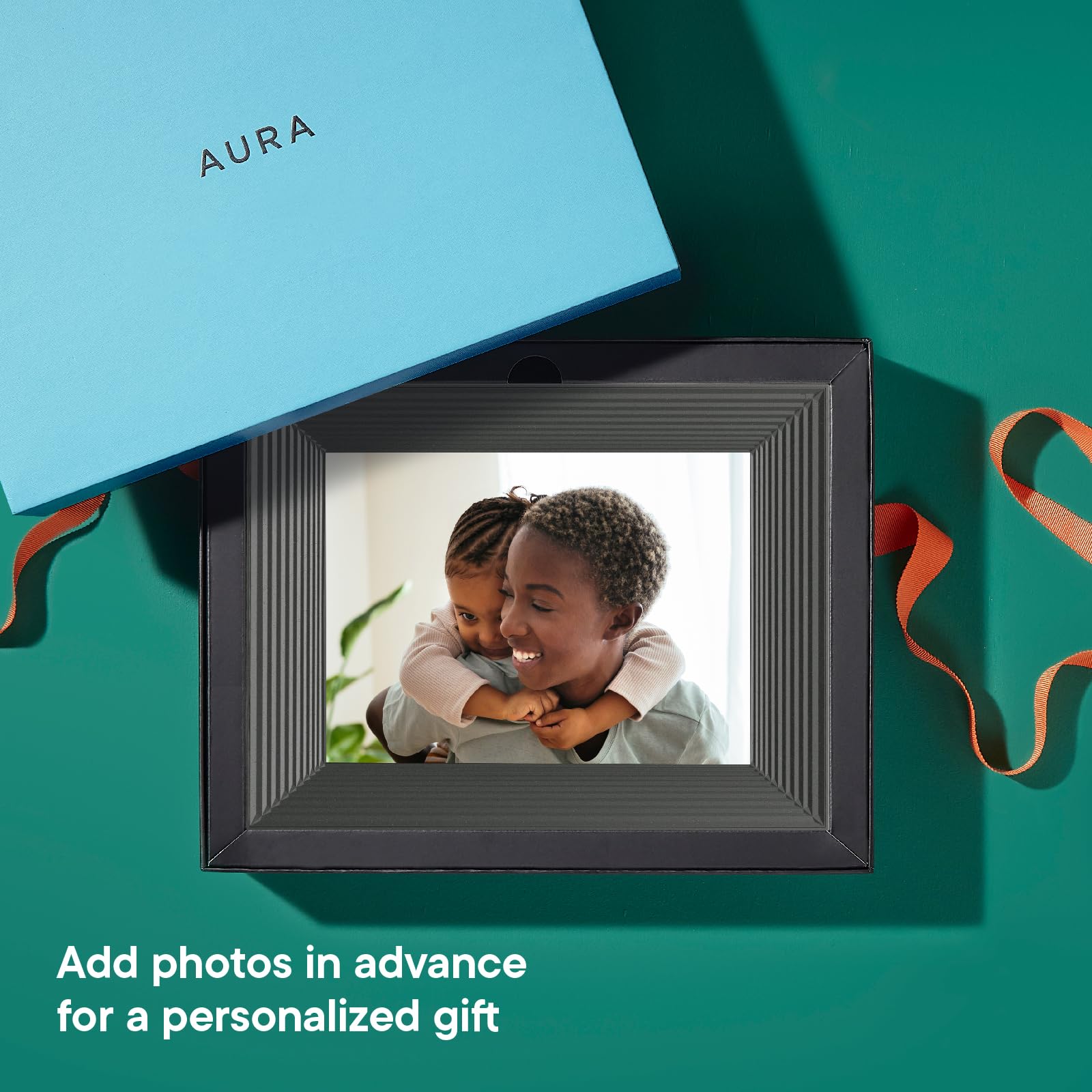 Aura Mason WiFi Digital Picture Frame - Best Digital Photo Frame for Gifting | Wireless Display for Family Photos | Easy Setup via Aura App | Unlimited Cloud Storage | Black Frame - Perfect for Home, Office & Holiday Gifts