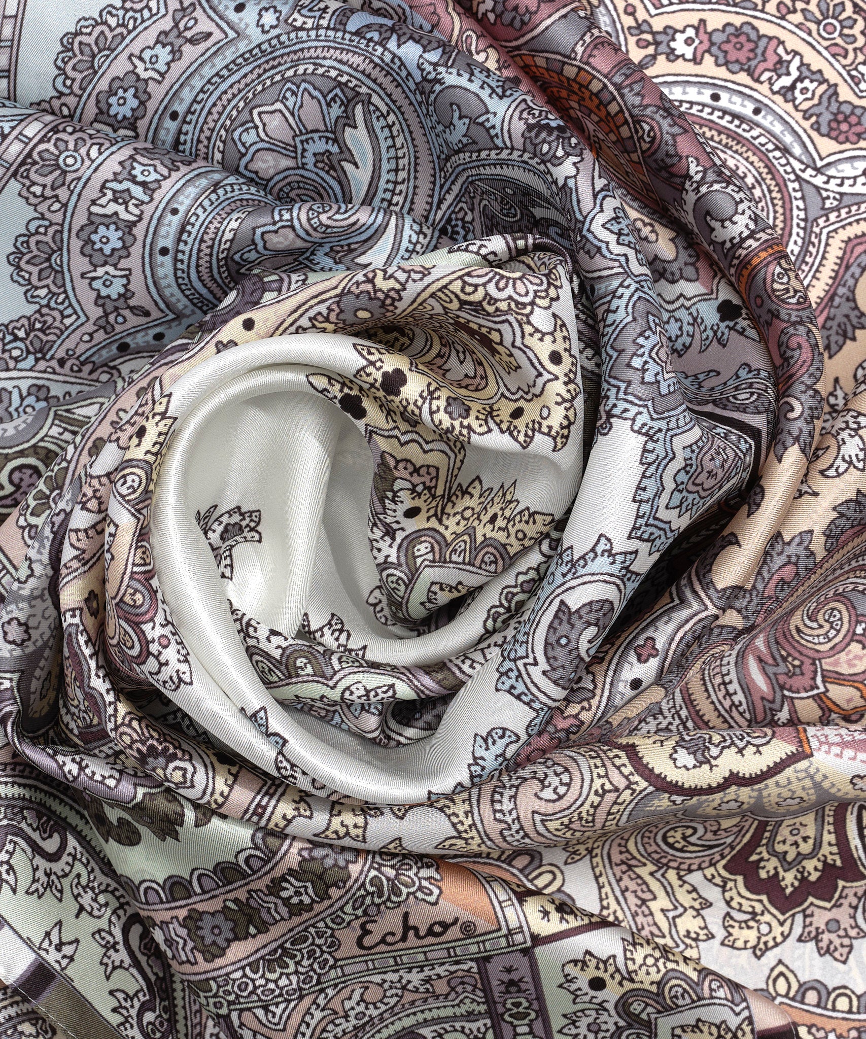 Stylish Colorblock Paisley Square Scarf - Fashionable Lightweight Womens Accessory for Fall, Winter & Spring Outfits - Perfect for Office, Travel and Casual Wear