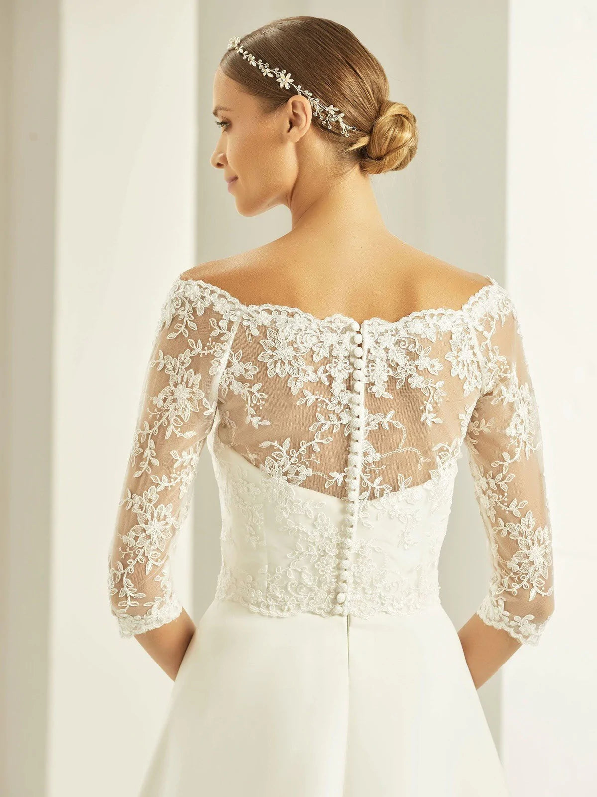 Bianco Evento Ivory Lace Bridal Bolero - Elegant Wedding Dress Cover Up Shawl E274 | Perfect for Church Ceremonies, Outdoor Weddings & Formal Receptions
