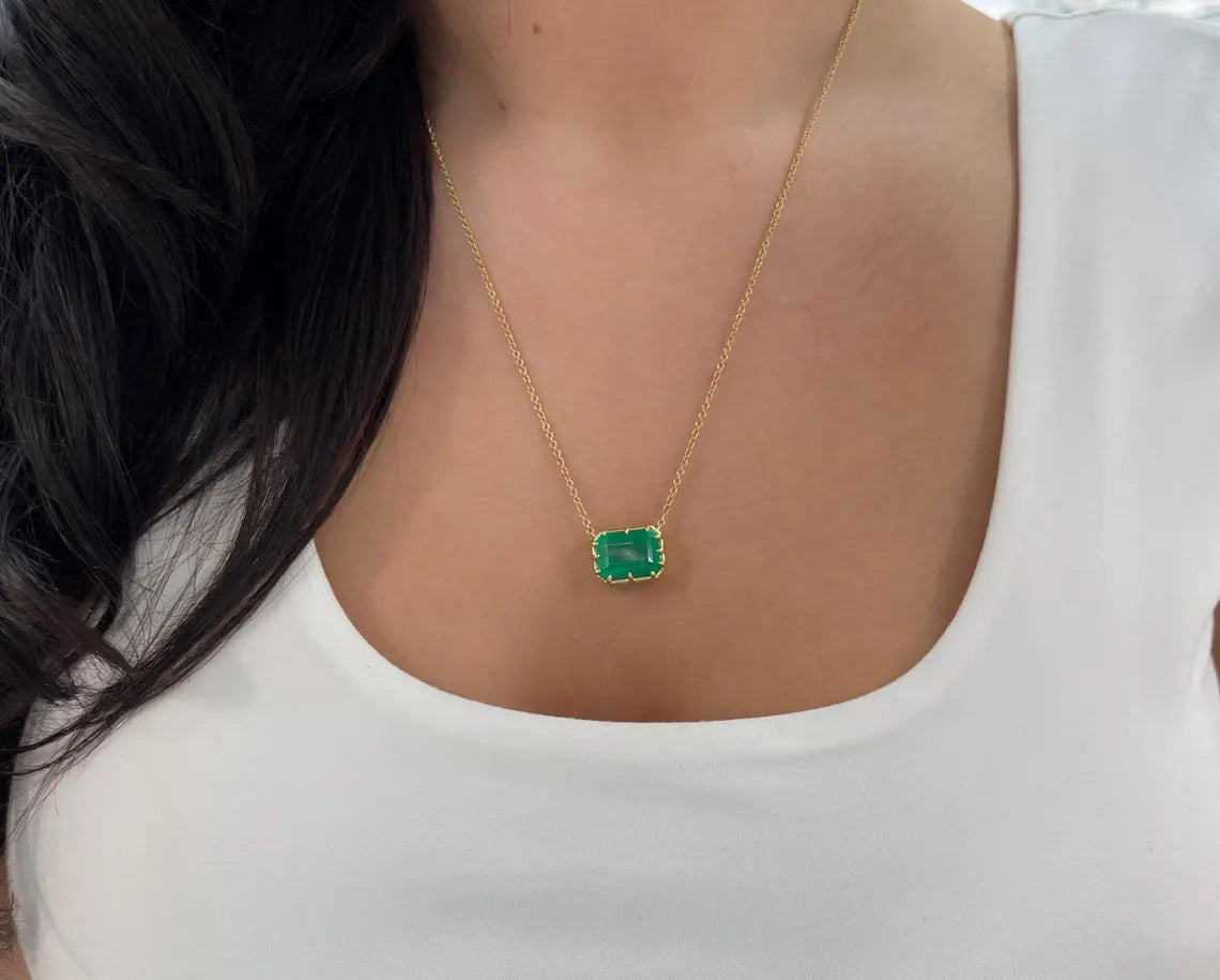 8.52ct Natural Emerald Cut Colombian Emerald Vintage Pendant Necklace - 18K Gold Plated Jewelry for Women, Gift for Mom, Anniversary, Birthday, Wedding