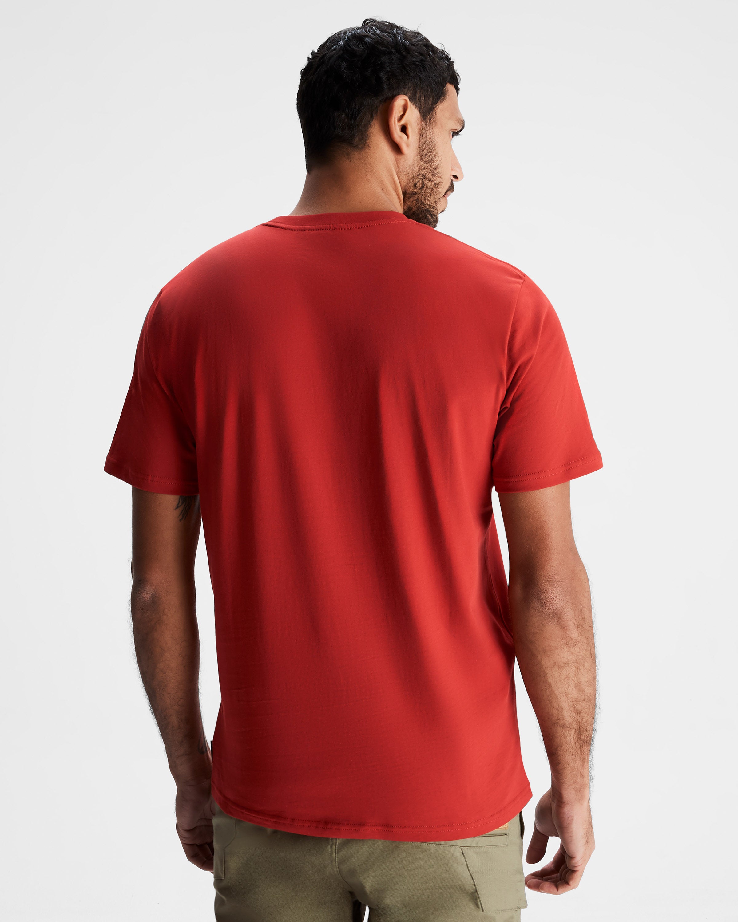 Organic Cotton Men's Ridgeline T-Shirt with Spicy Chilli Pepper Print - Soft & Breathable Casual Tee for Outdoor Activities & Everyday Wear