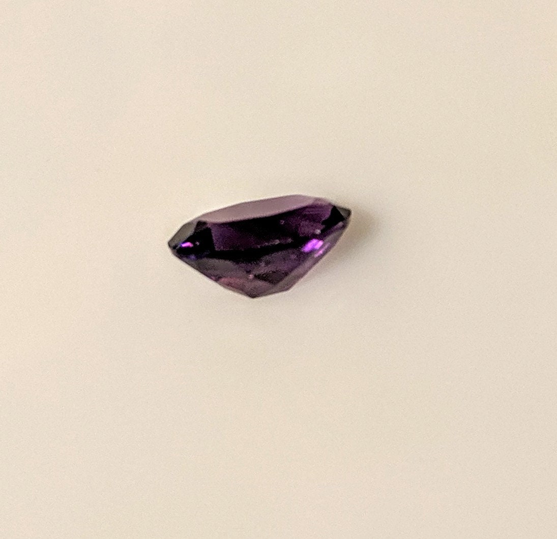 1.8ct Natural Brazilian Amethyst Loose Stone - 9x7mm Oval Cut VVS Eye Clean February Birthstone - Vivid Purple Gemstone for Jewelry Making, Engagement Rings & Healing Crystals (Wholesale Available)