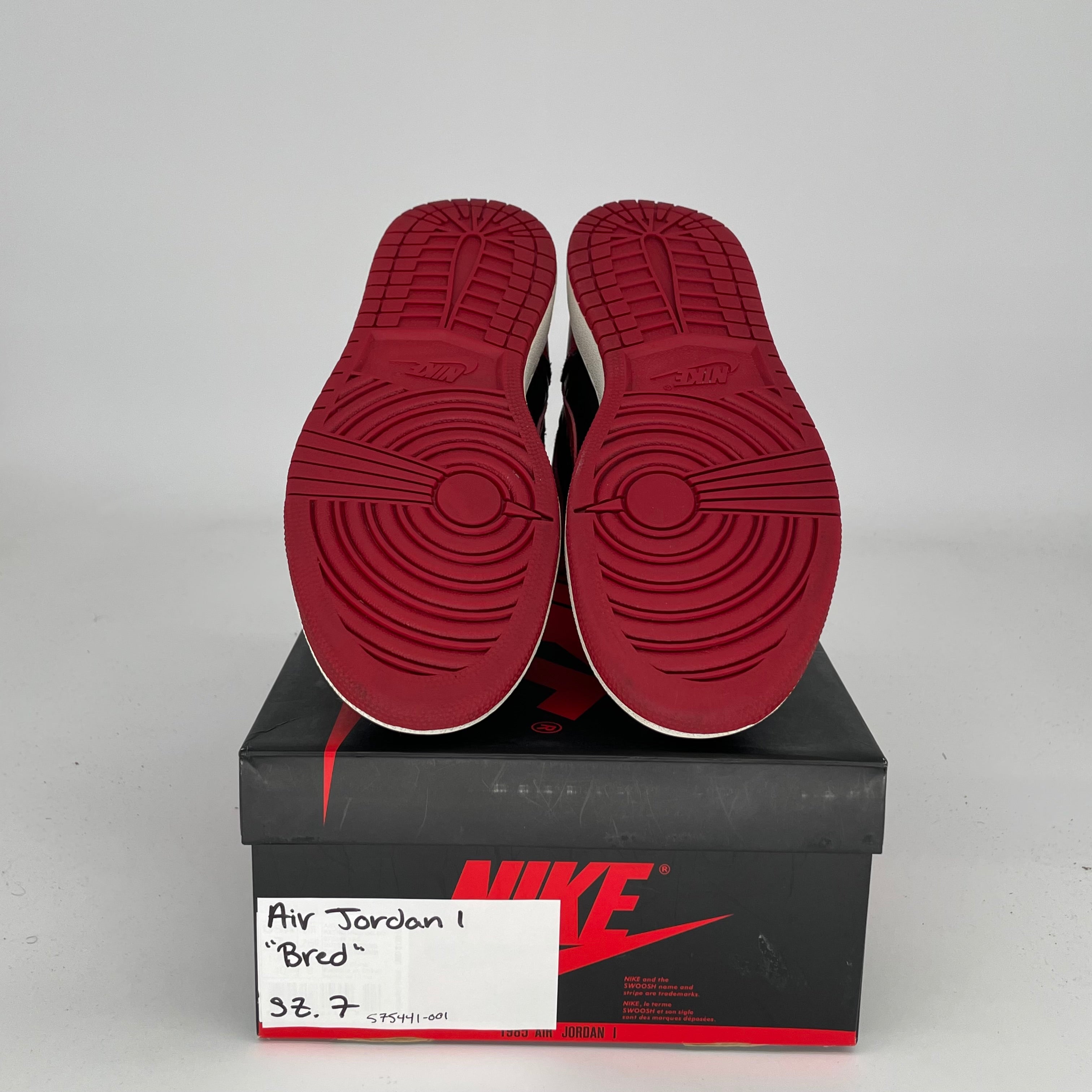 Original Air Jordan 1 Retro High OG 'Bred' Size 7Y (575441-001) - Men's Basketball Shoes for Streetwear & Sneaker Collectors - Perfect for Casual Wear, Sports & Sneakerhead Fashion