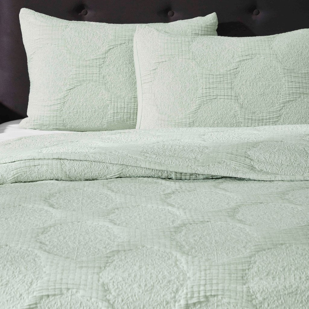 Tanta Cotton Medium Weight Crinkle Woven Coverlet - Soft & Breathable Bedspread for All Seasons | Perfect for Bedroom Decor, Guest Rooms & Cozy Home Styling