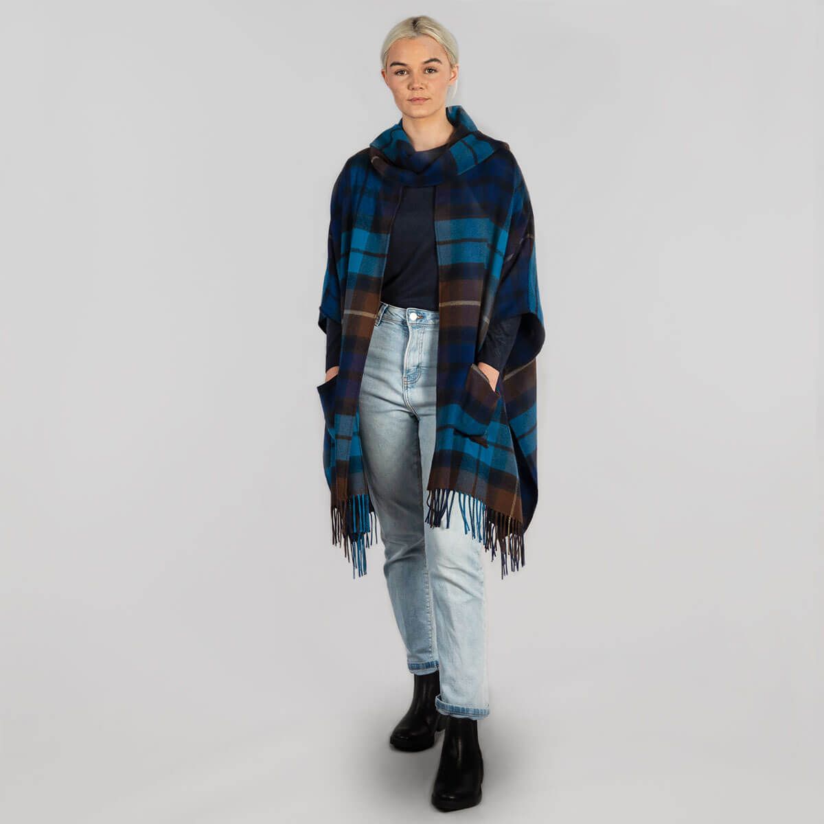 Robyn Buchanan Women's Blue Tartan Lambswool Jacket - Classic Plaid Wool Coat for Fall & Winter, Perfect for Office, Dating and Outdoor Activities