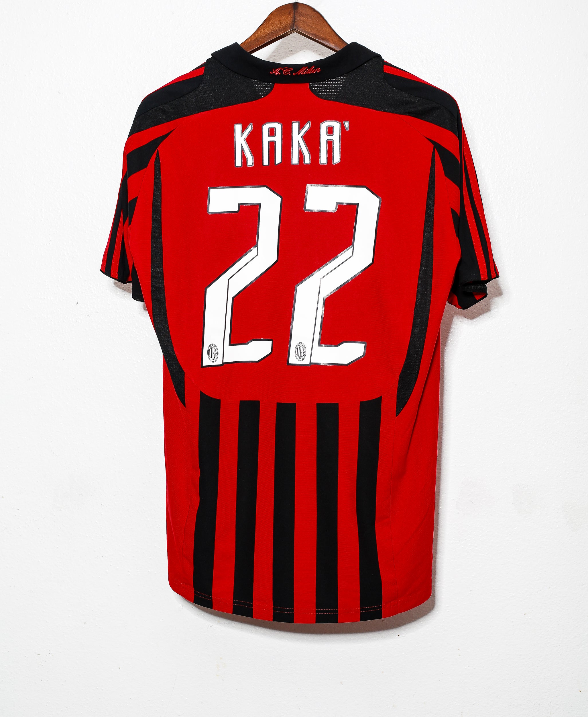 2007 AC Milan Home Jersey #22 Kaka (Medium) - Authentic Soccer Shirt for Fans & Collectors - Perfect for Matchdays, Gifts & Memorabilia