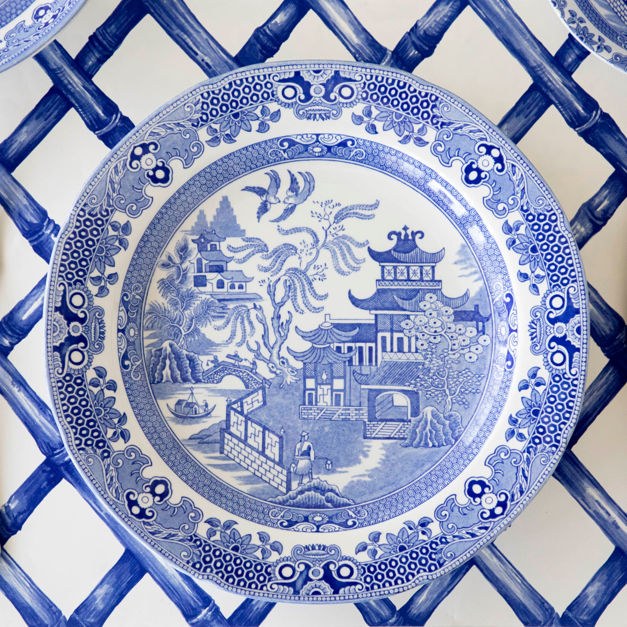 Blue Willow Dinnerware Set by Burleigh – Elegant English Bone China Plates, Bowls & Cups – Perfect for Formal Dining, Tea Parties & Home Decor
