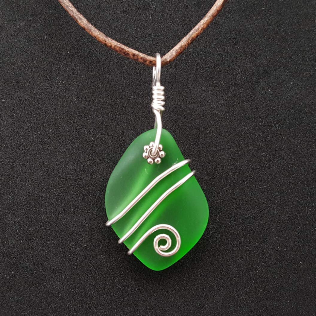 Handmade Hawaiian Necklace - Unisex Ocean Jewelry with Leather Cord & Wire Wrapped Sea Glass, May Birthstone Emerald Green Gift for Women & Men | Perfect for Beach Weddings, Birthday Presents & Tropical Vacations